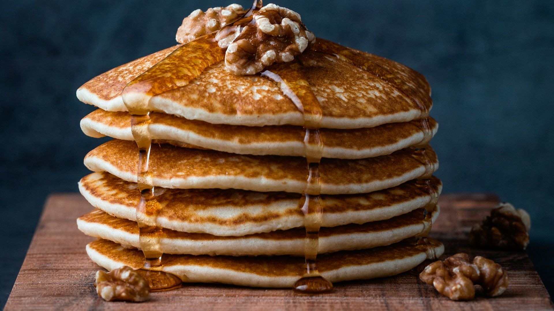 pancakes with syrup