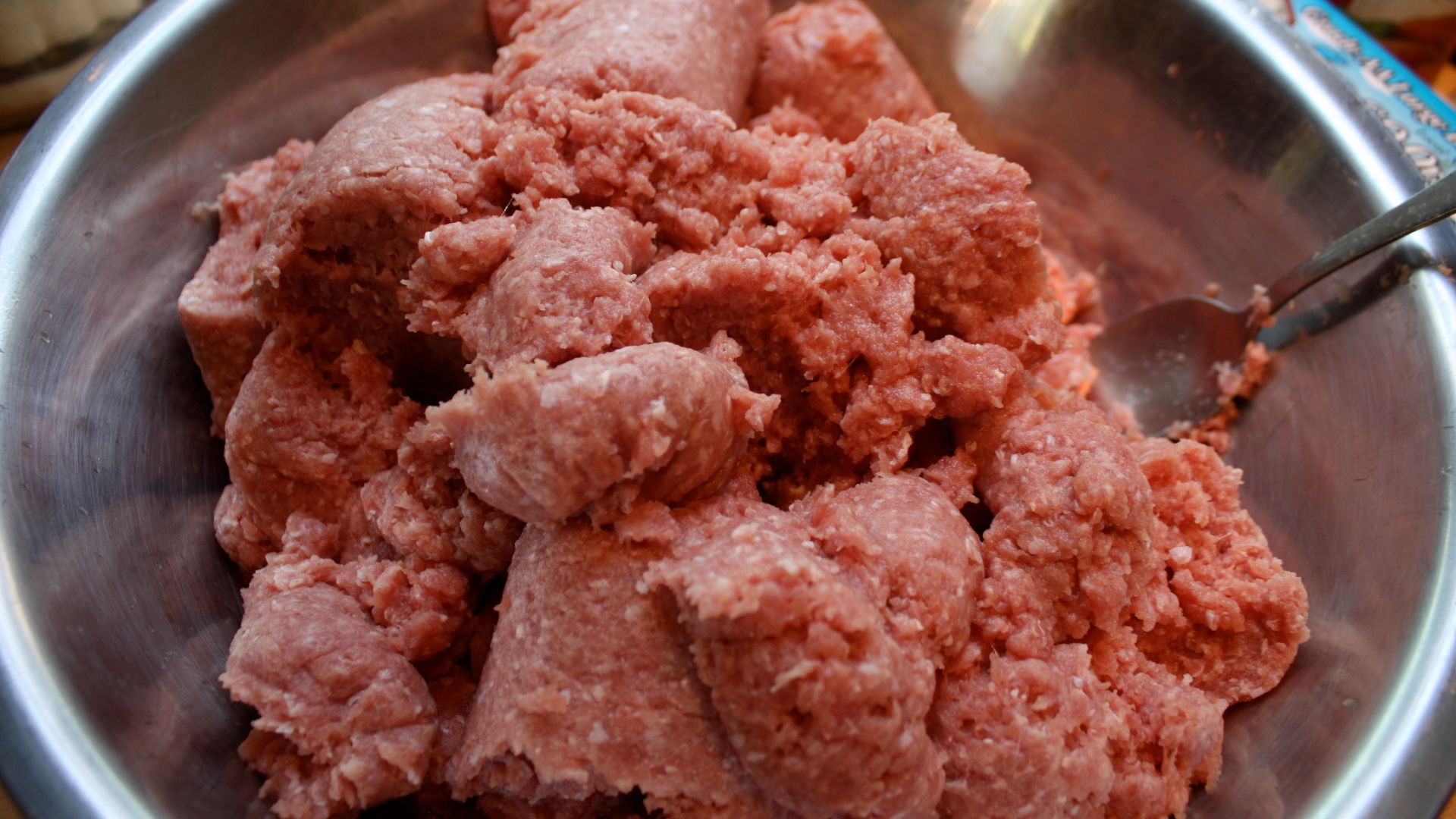 File:Cacatfood4 (5717210230).jpg