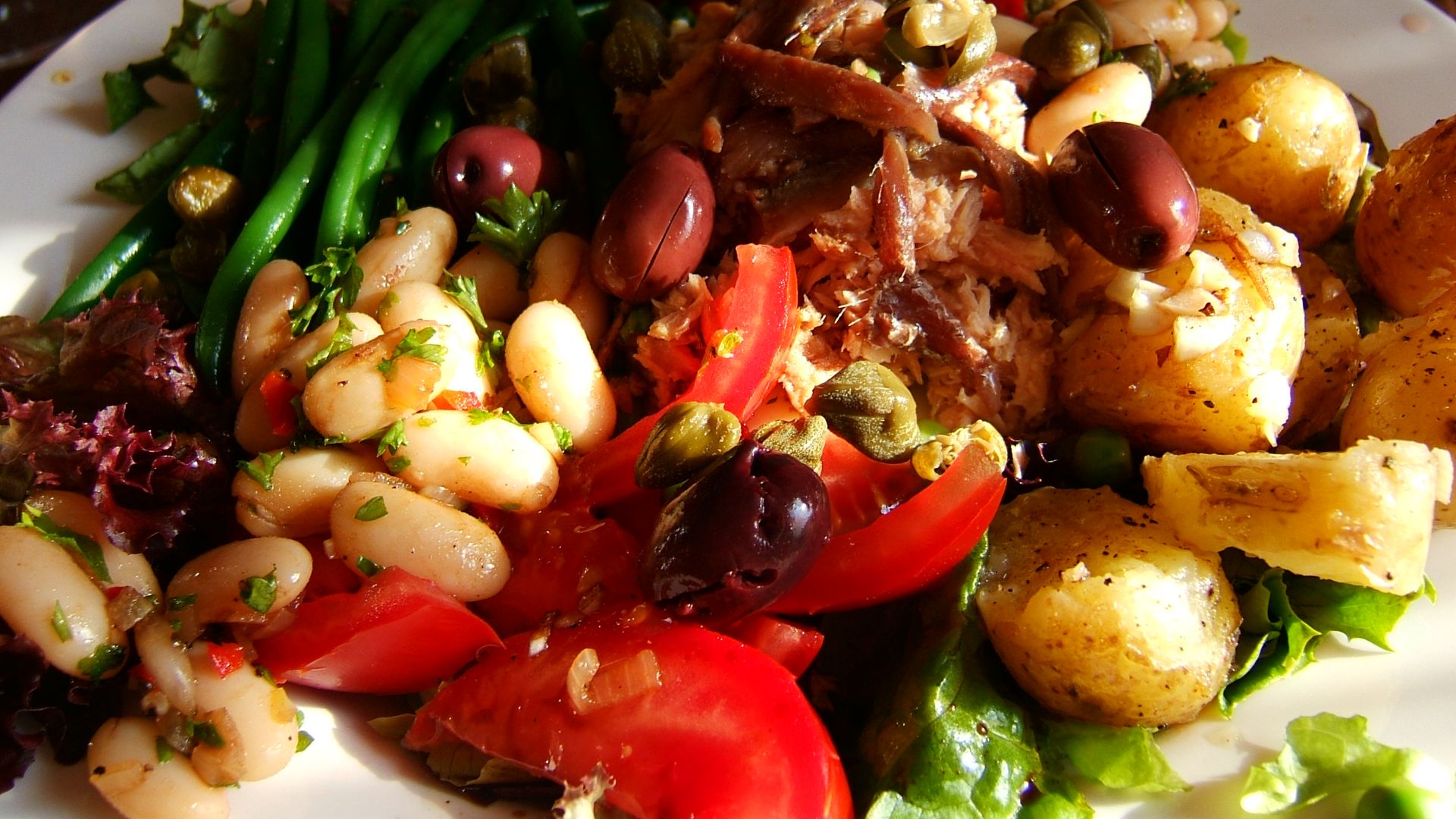File:Salad Nicoise - Flickr - WordRidden.jpg