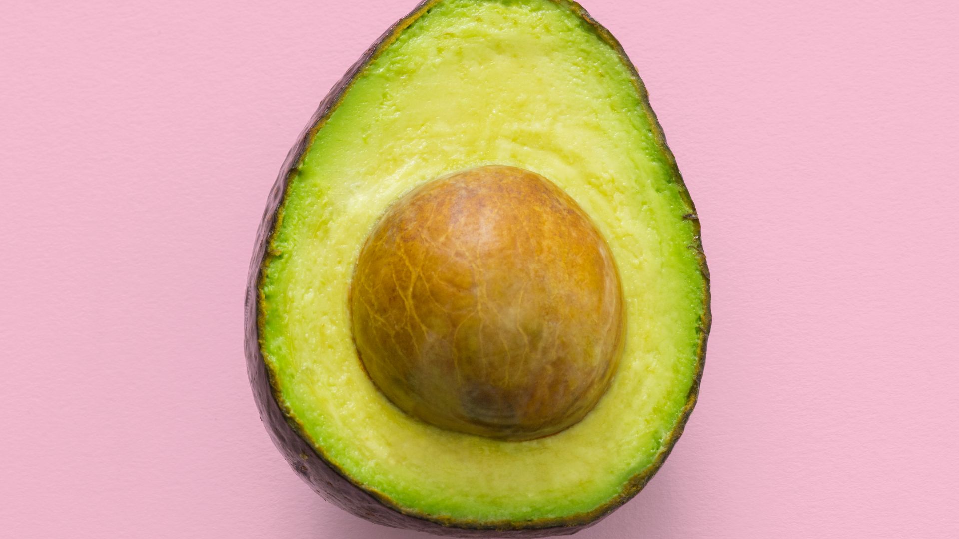 sliced green avocado fruit