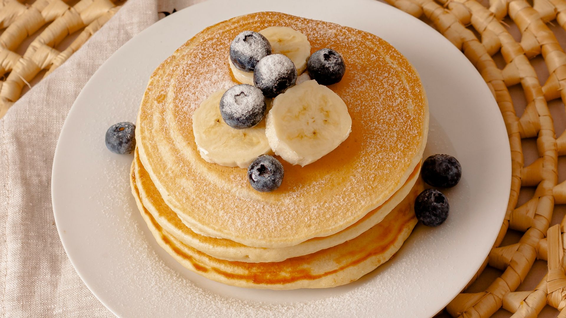 pancake with blackberries