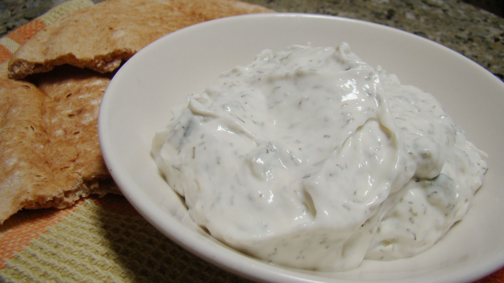 File:Tzatiki (3656301454).jpg