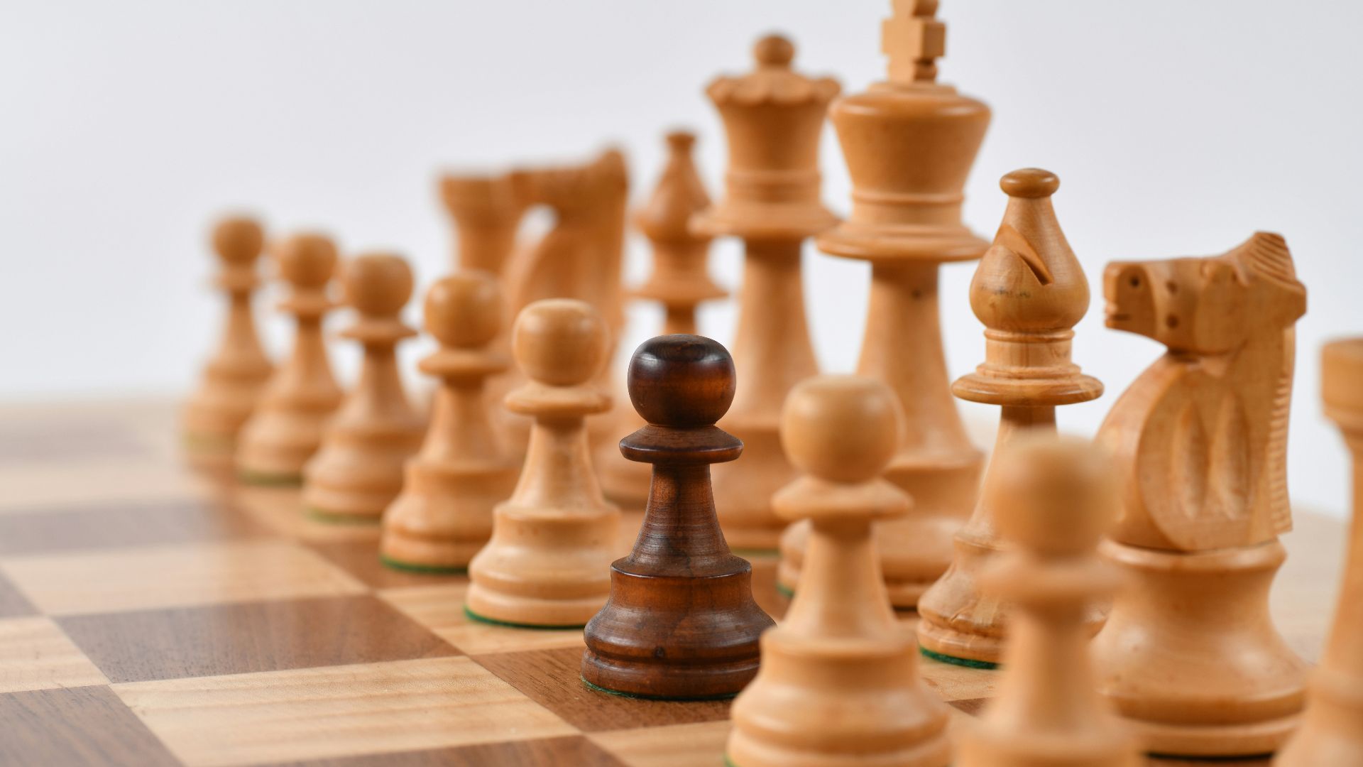 selective focus photography of chess pieces
