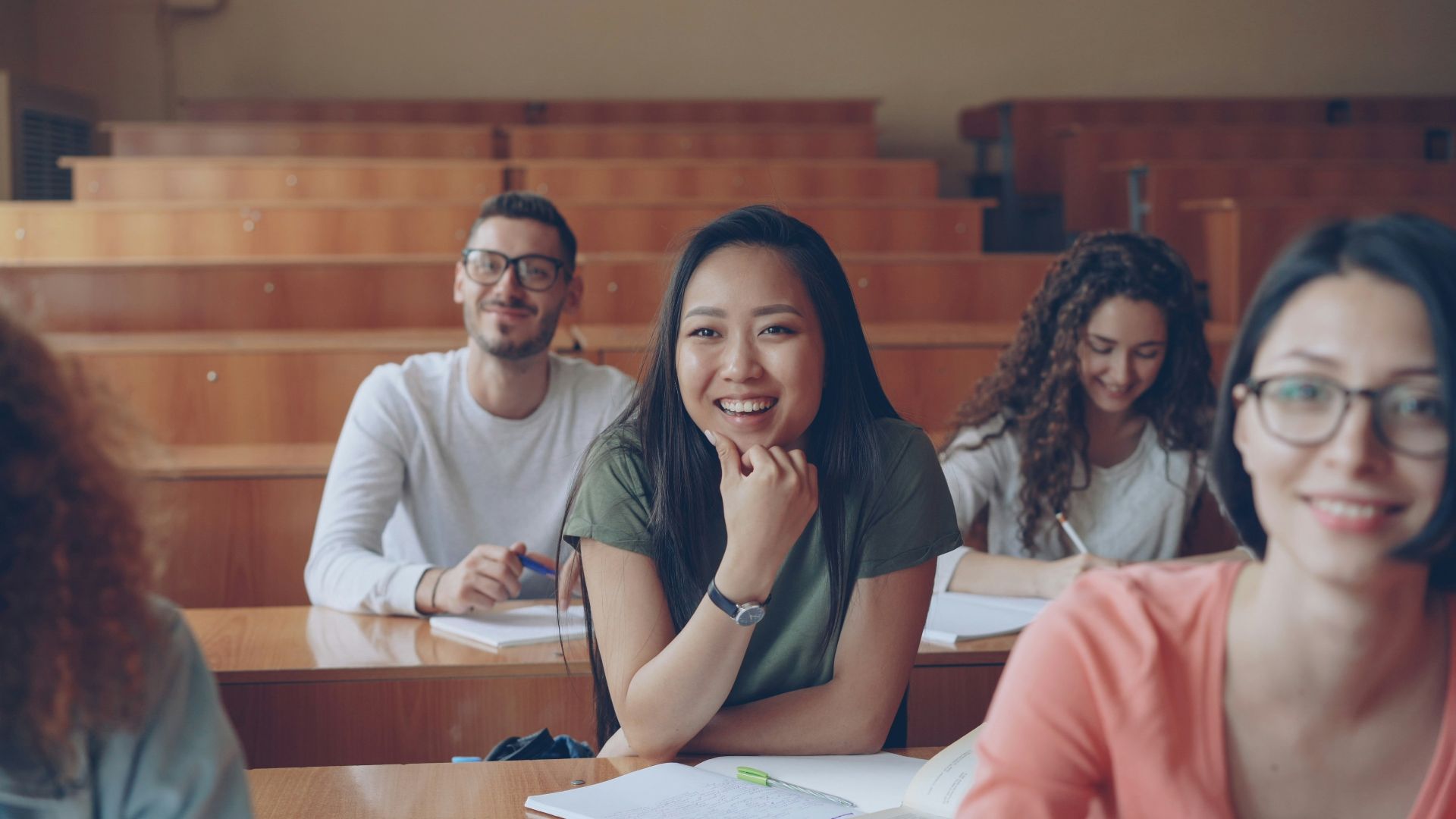 1790374459117356d8d266ffd747ca4312d1723b28d2a1f0a1.jpg