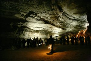 Mammoth_Cave_tour-300x200.jpg