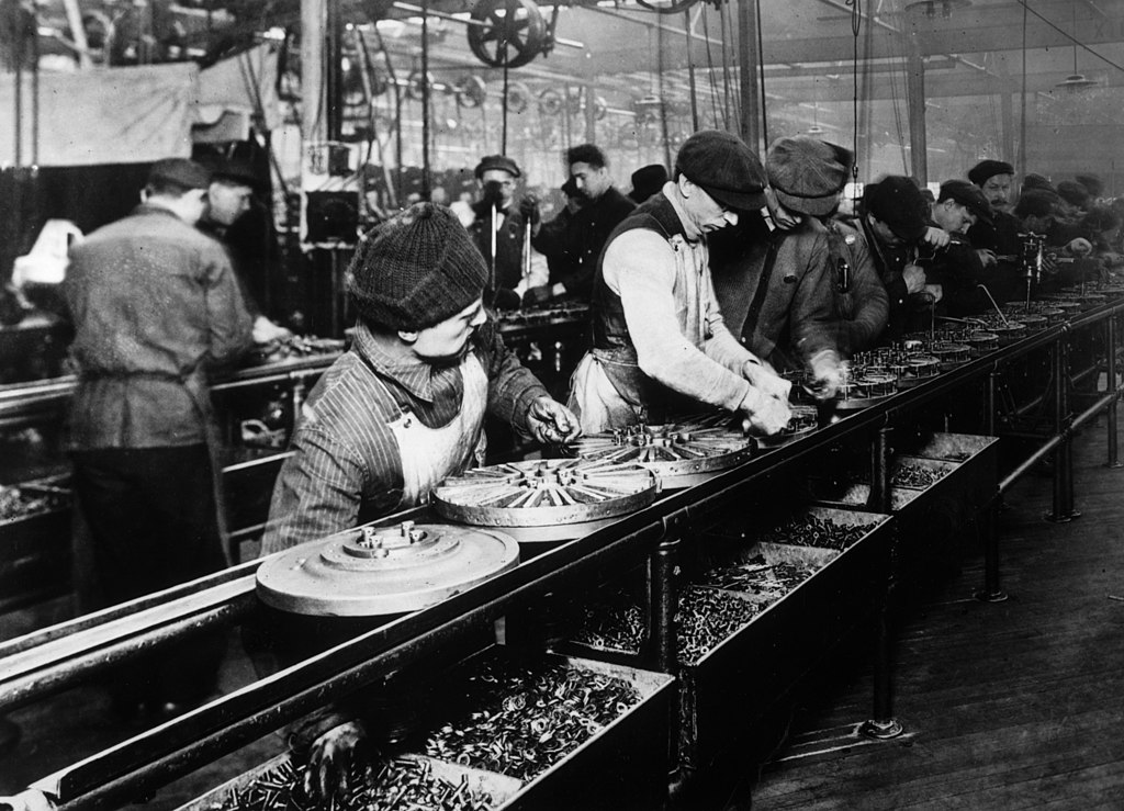 1024Px-Ford Assembly Line - 1913