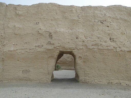 512Px-Ancient Chinese Customs Post On Silk Road Near Dunhuang