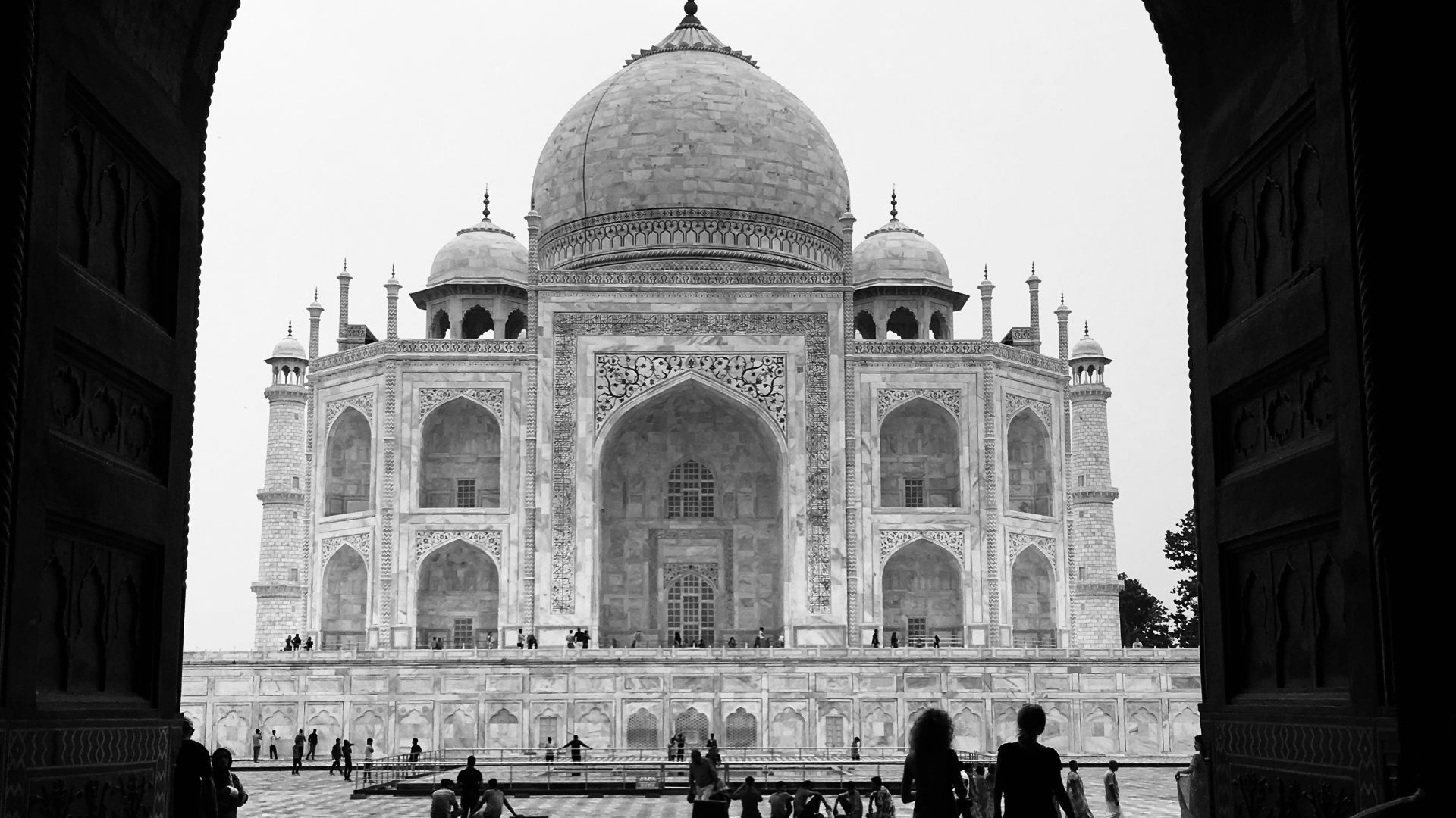 File:Taj Mahal in Taj Mahotsav.jpg