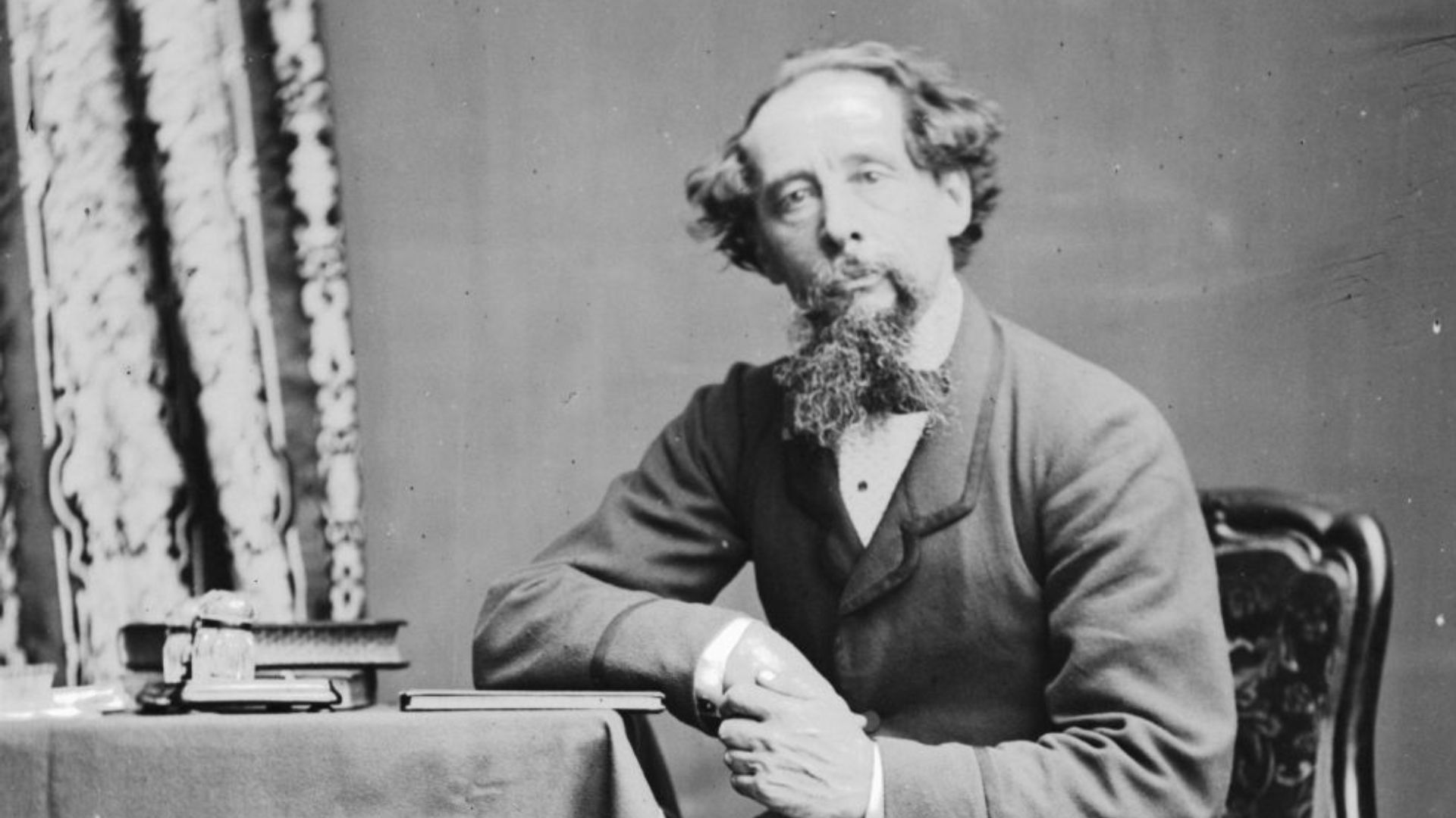 File:Charles Dickens c1860.jpg