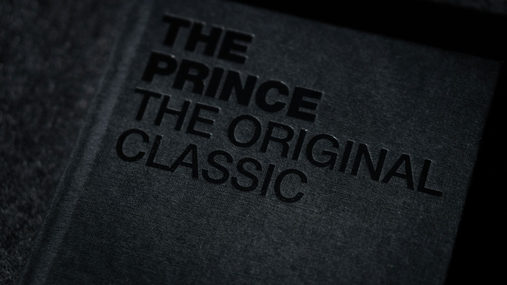 a black book with the title the prince of the original classic
