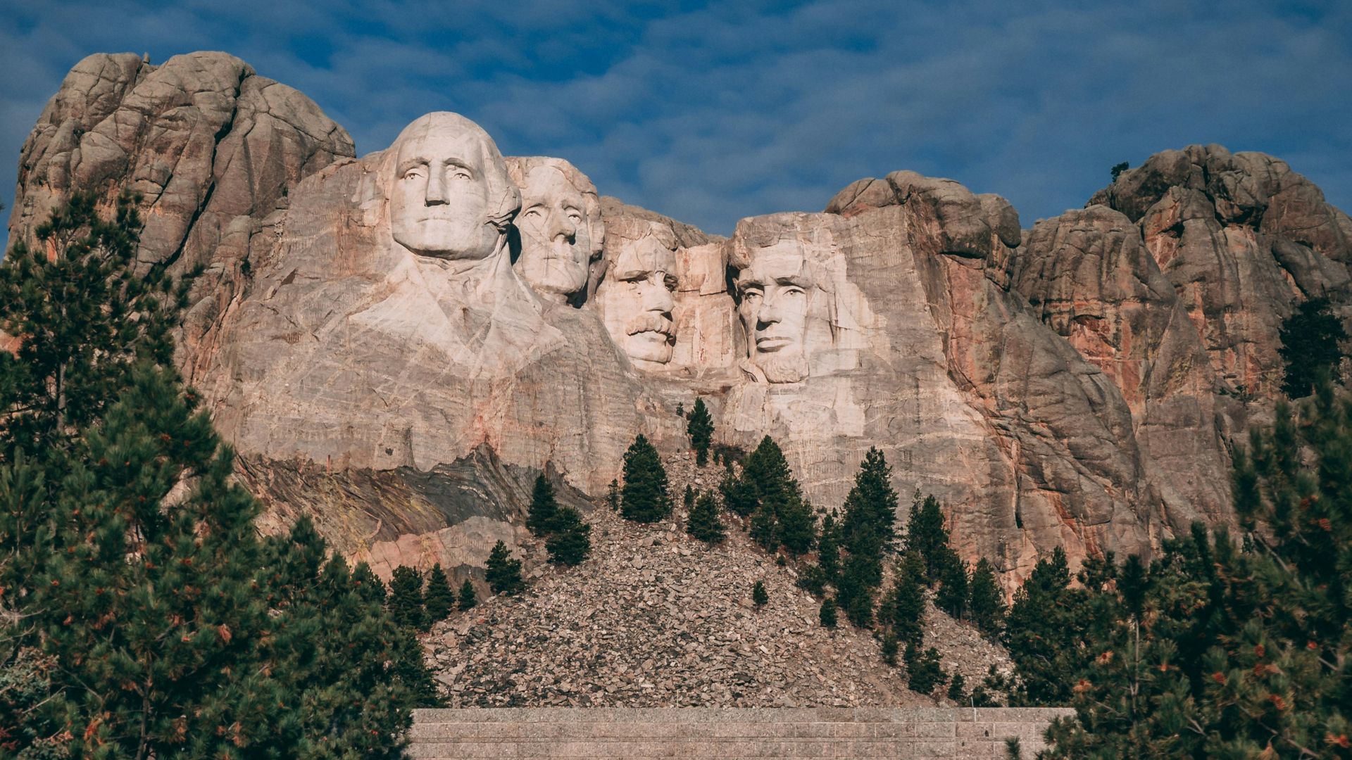 Mount Rushmore during daytime