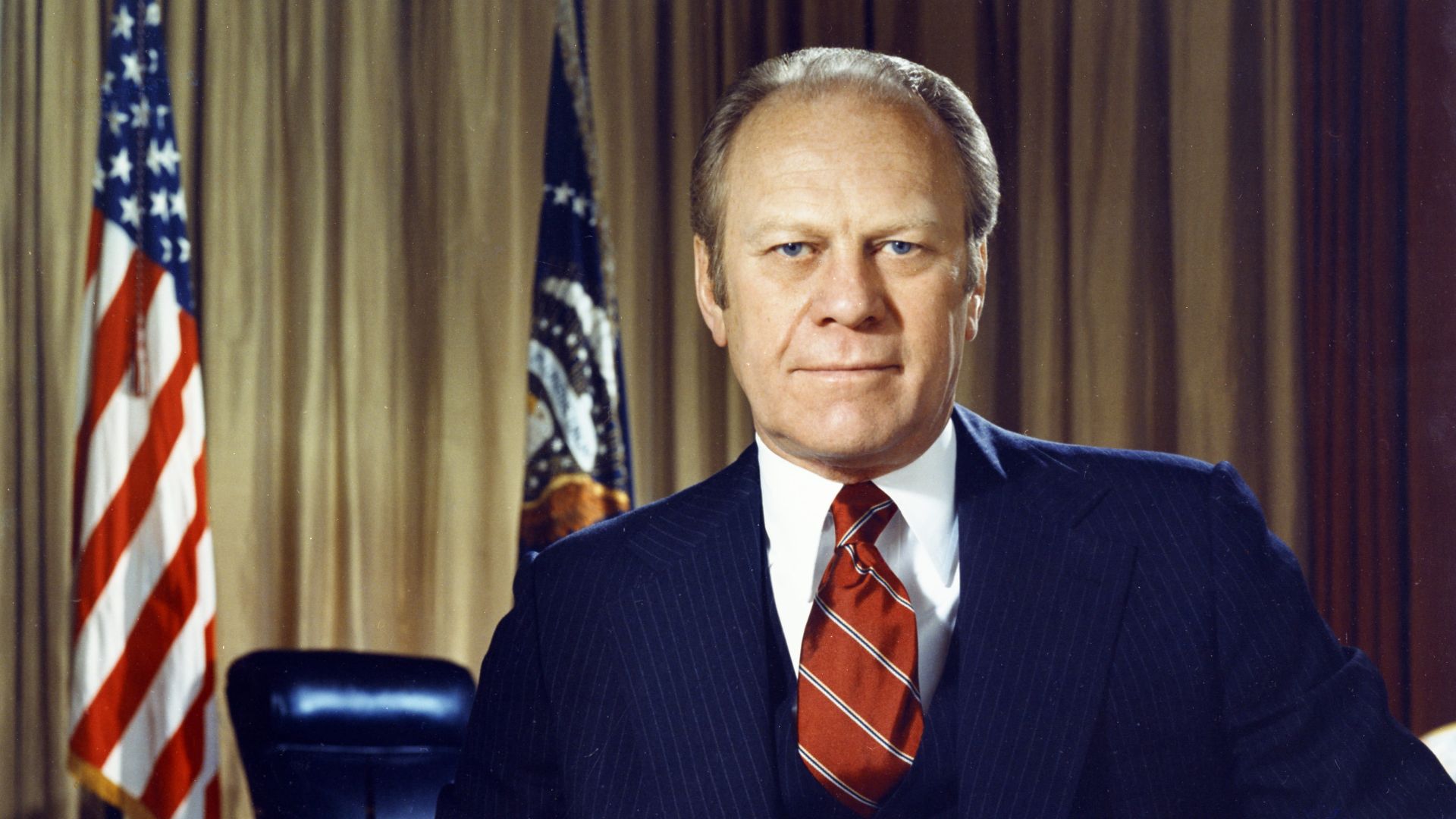File:Official portrait of President Gerald R. Ford (February 25, 1976).jpg