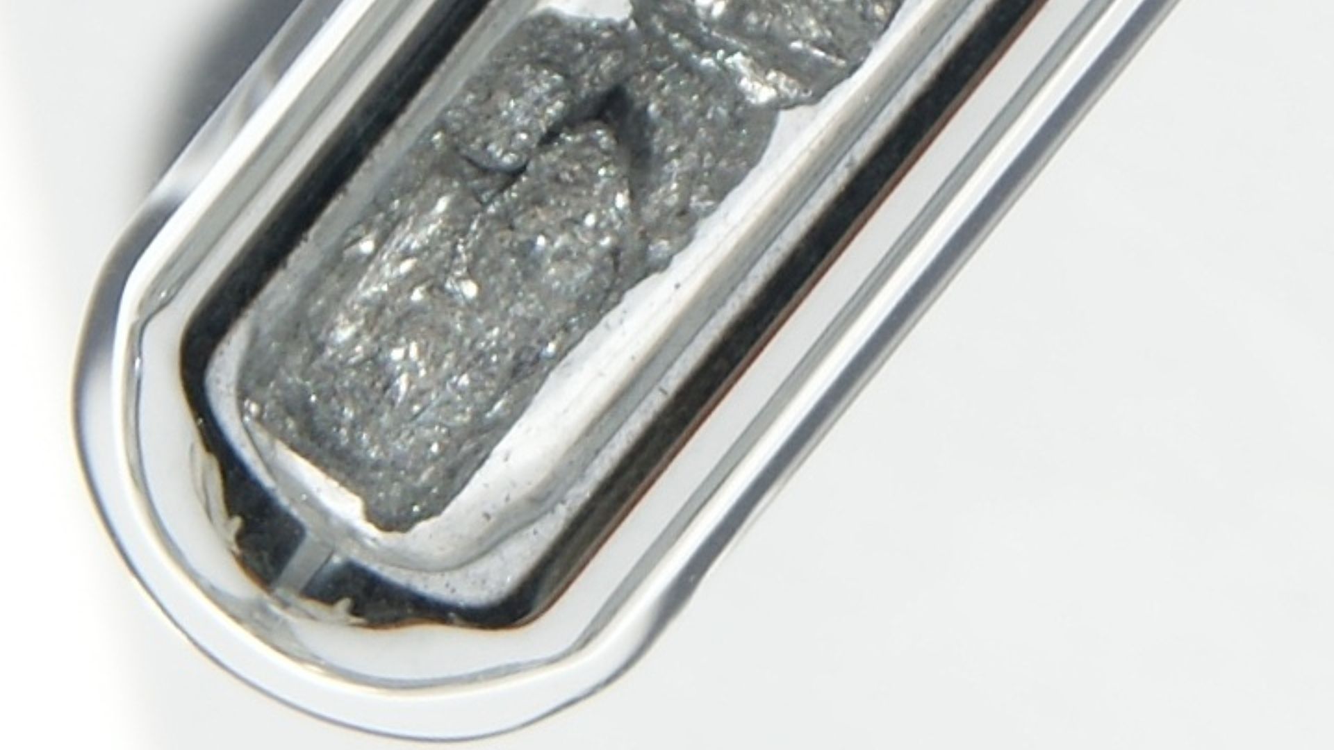 File:Arsenic (33 As).jpg