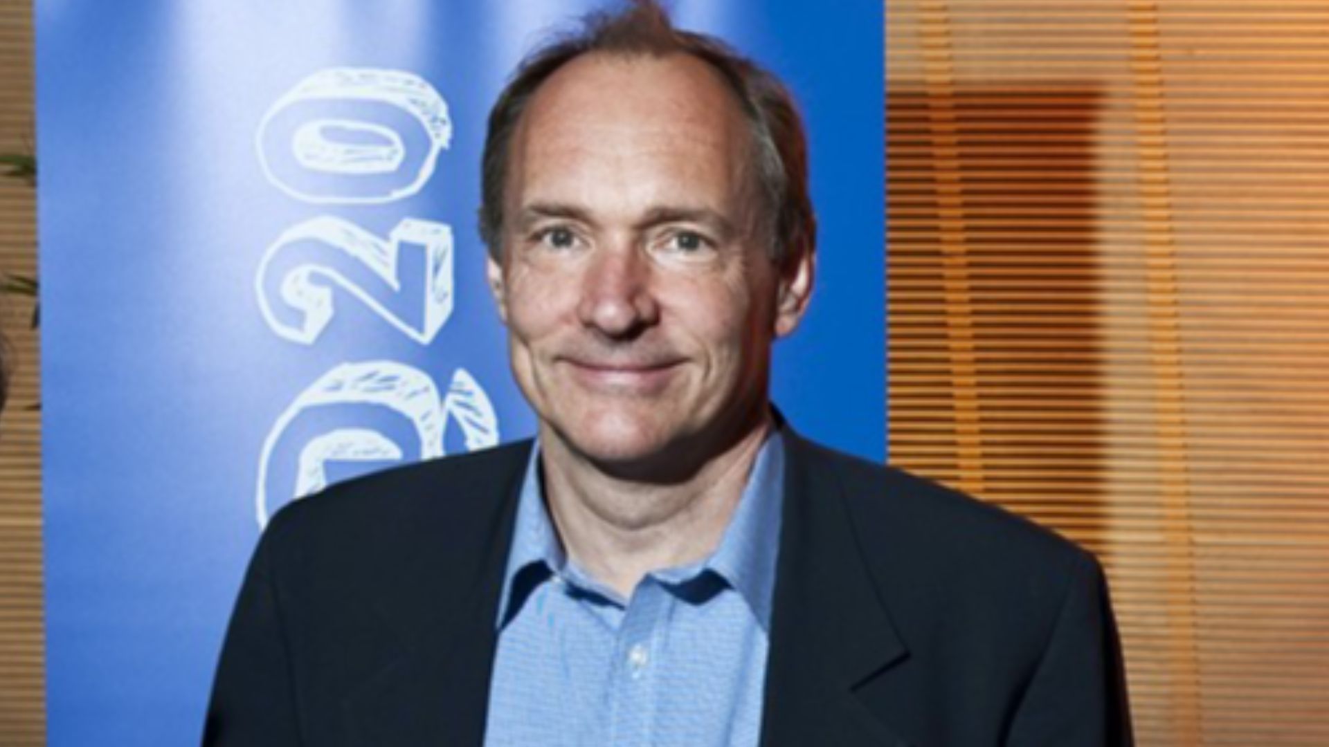 File:Trio around Next machine at the 20th anniversary of the World Wide Web's first proposal.jpg