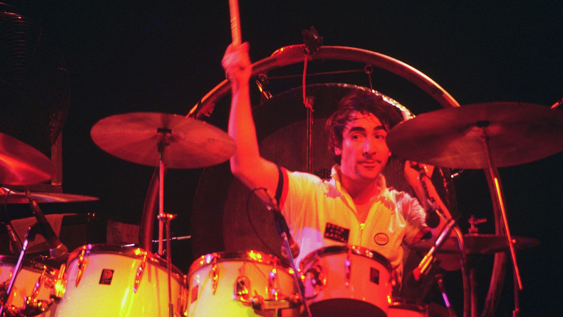 File:Keith Moon 4 - The Who - 1975.jpg