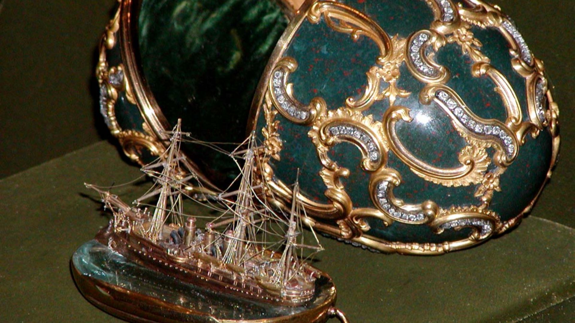 File:Memory of Azov Egg.jpg