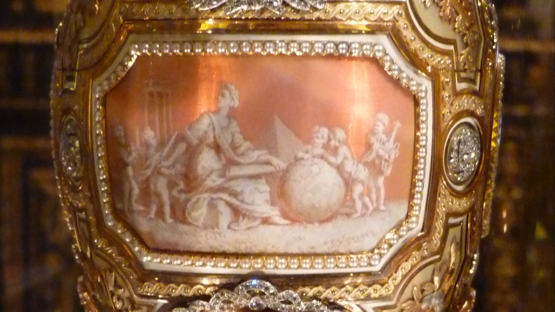 File:Catherine the Great (Fabergé egg).jpg