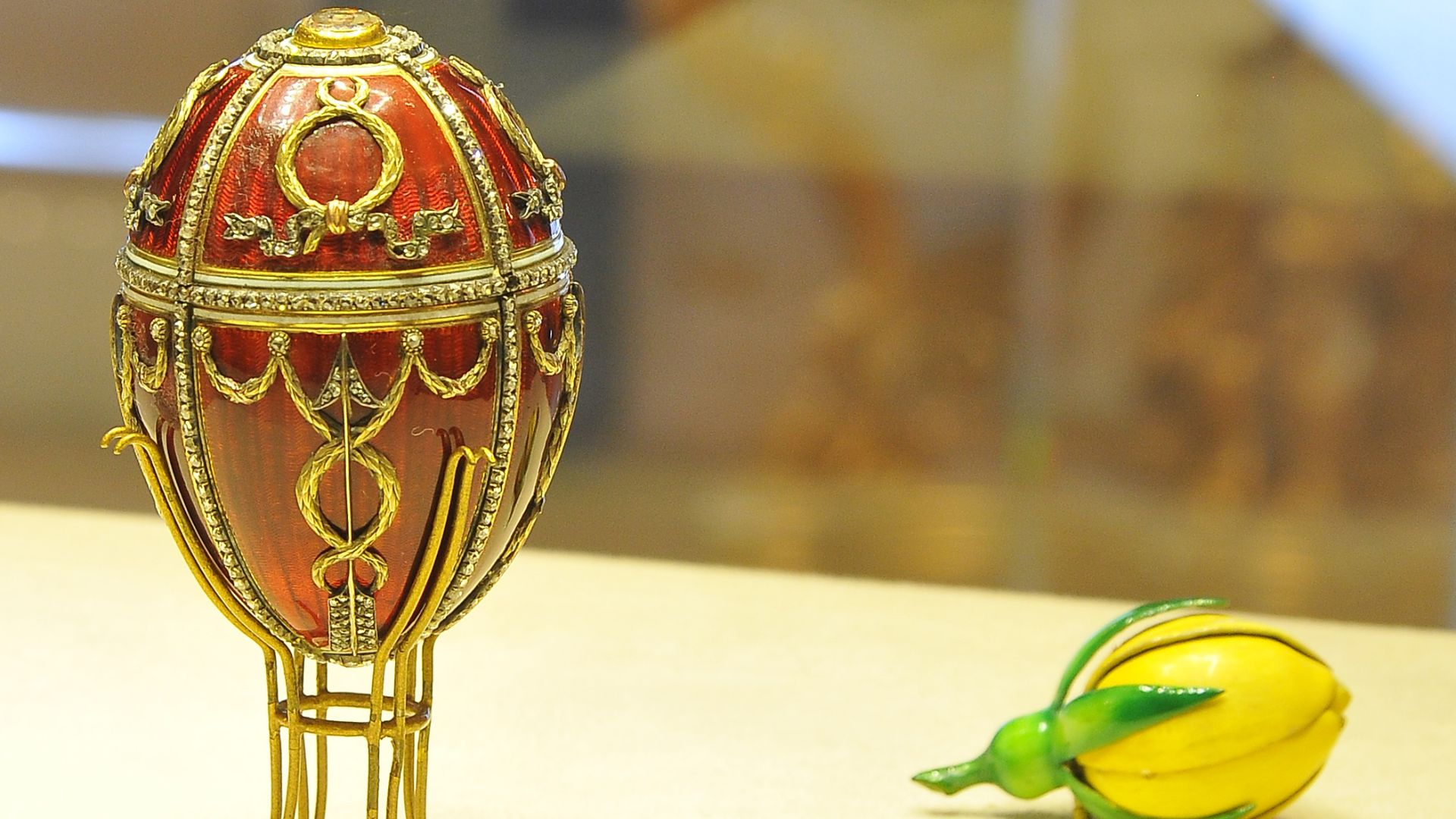 File:Rosebud egg.jpg