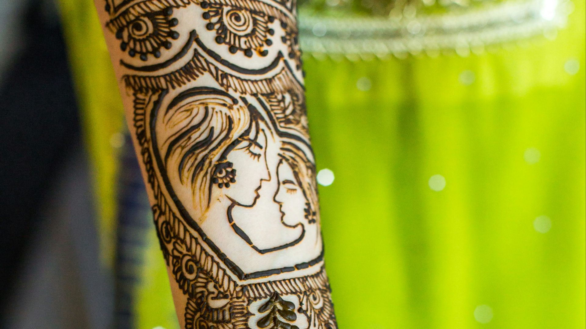 person's right mehndi tattoo