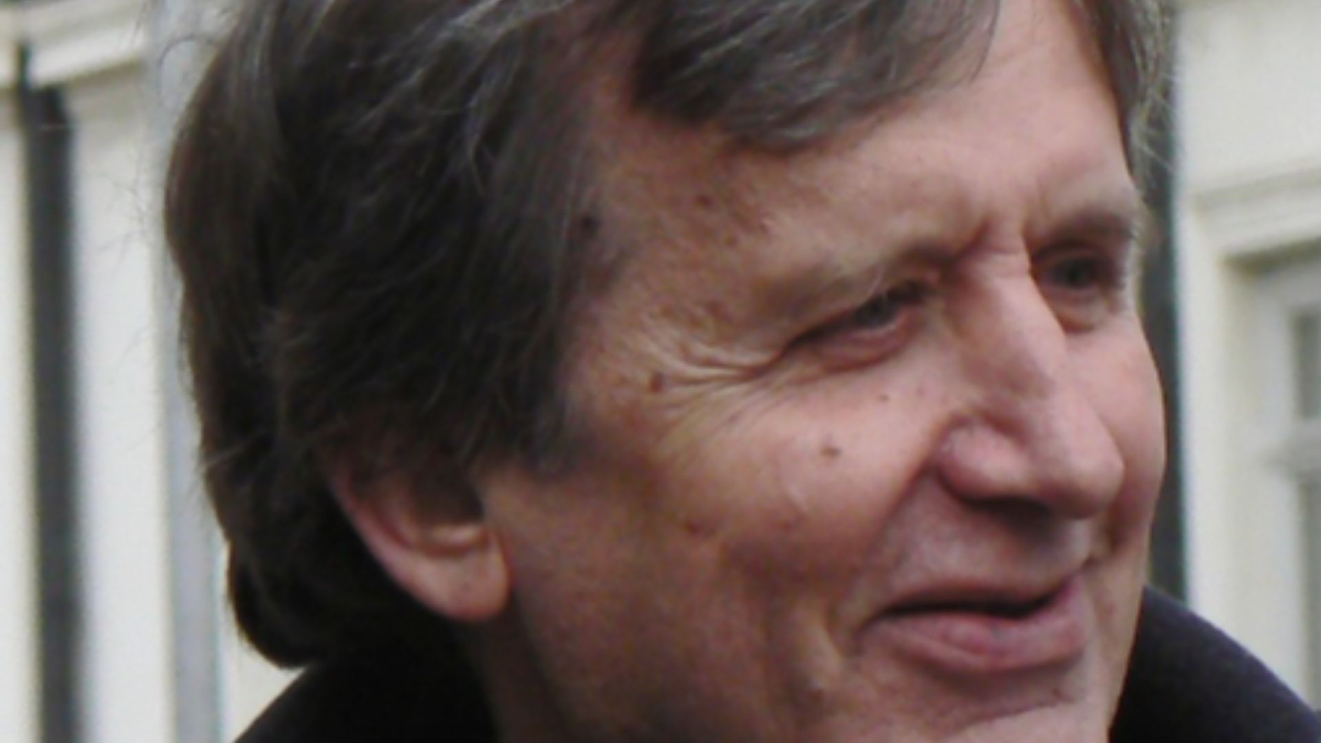 File:Acad.-Georgi-Markov-20101201.jpg
