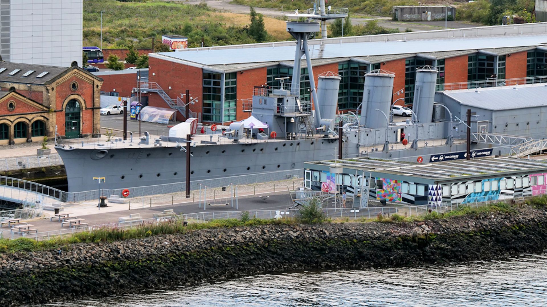 File:HMS Caroline at Belfast - geograph.org.uk - 7607707.jpg