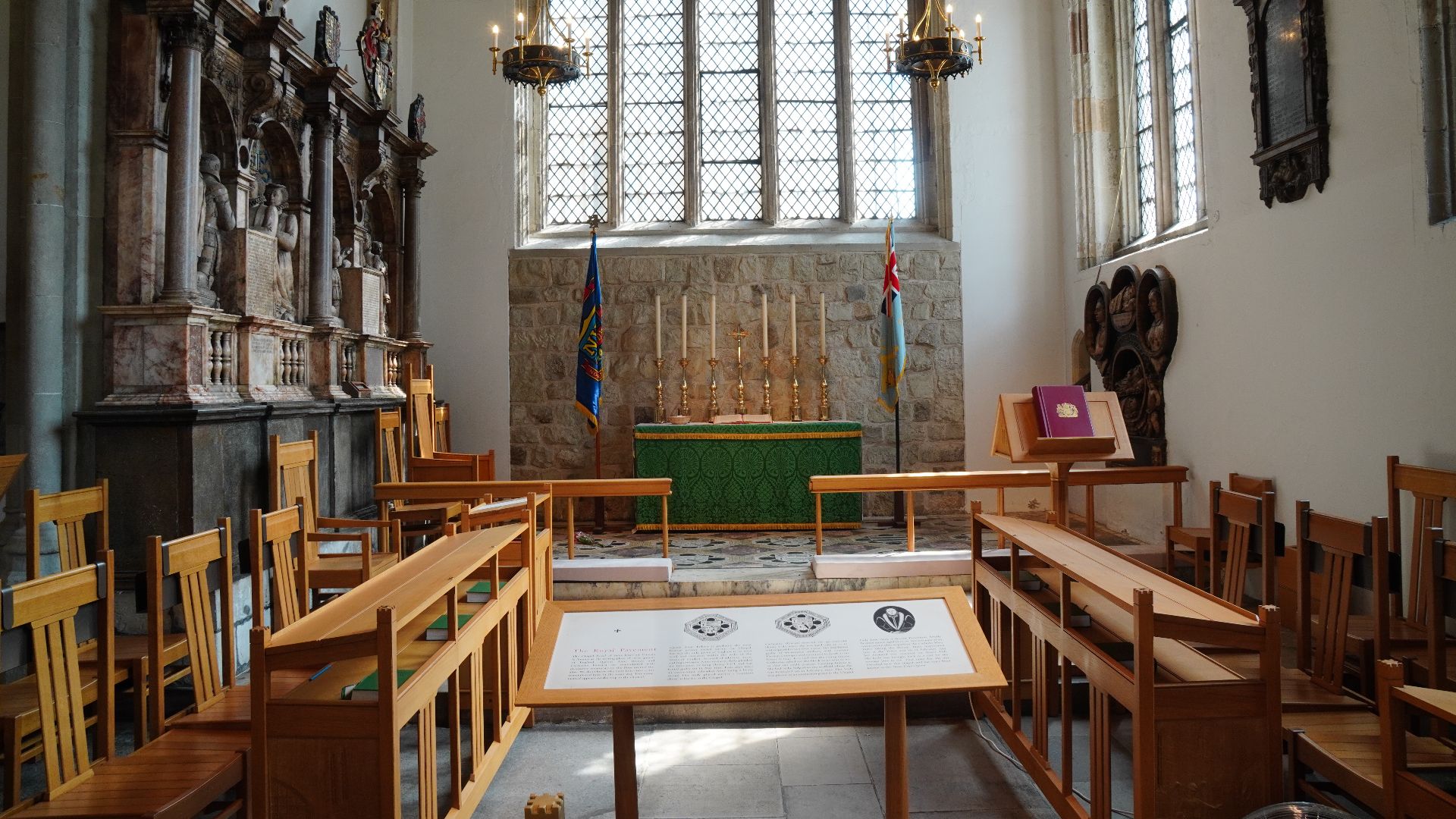 File:Chapel Royal of St. Peter ad Vincula, Tower of London 03.jpg