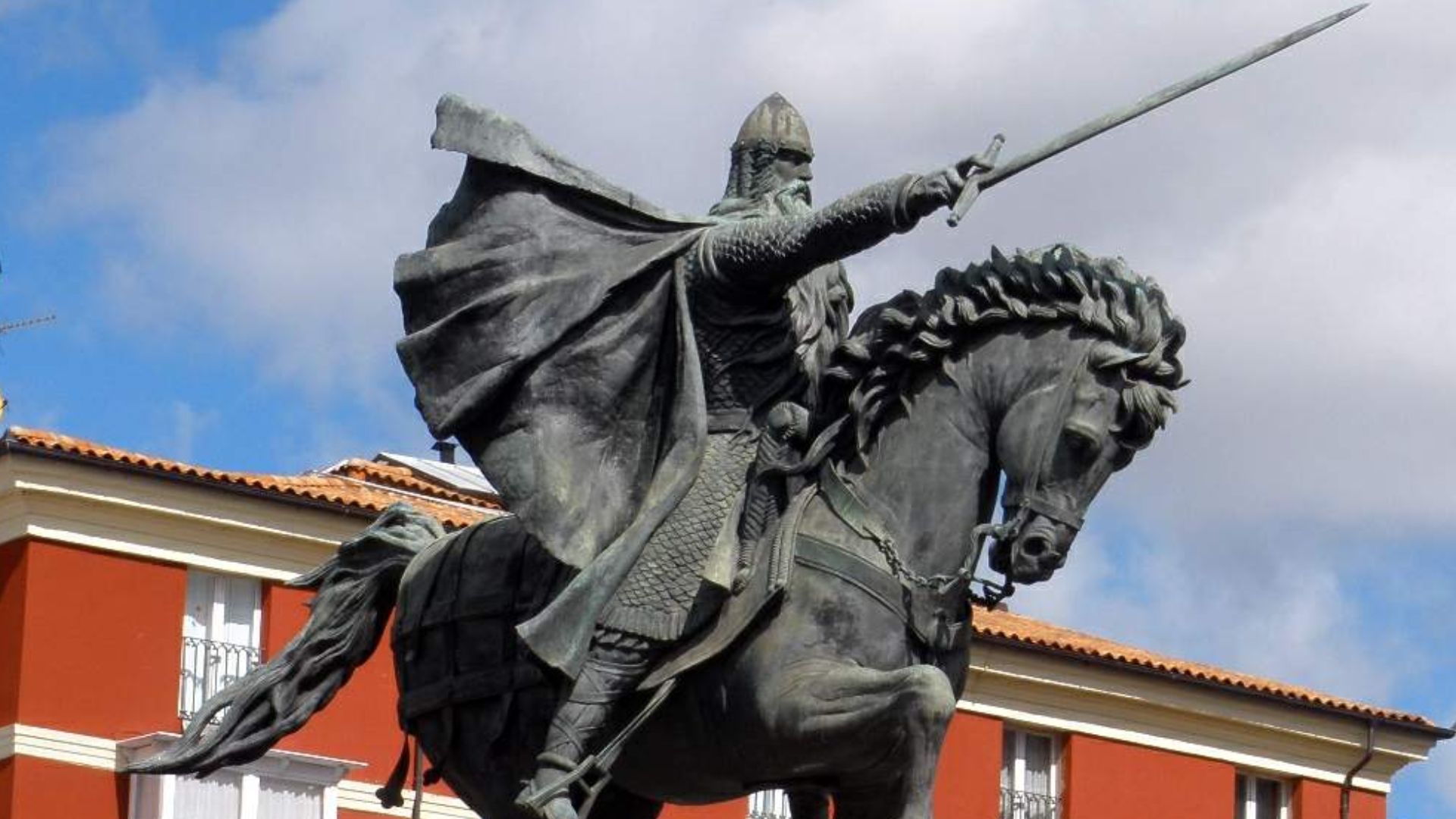 File:Burgos - Estatua del Cid 2.jpg