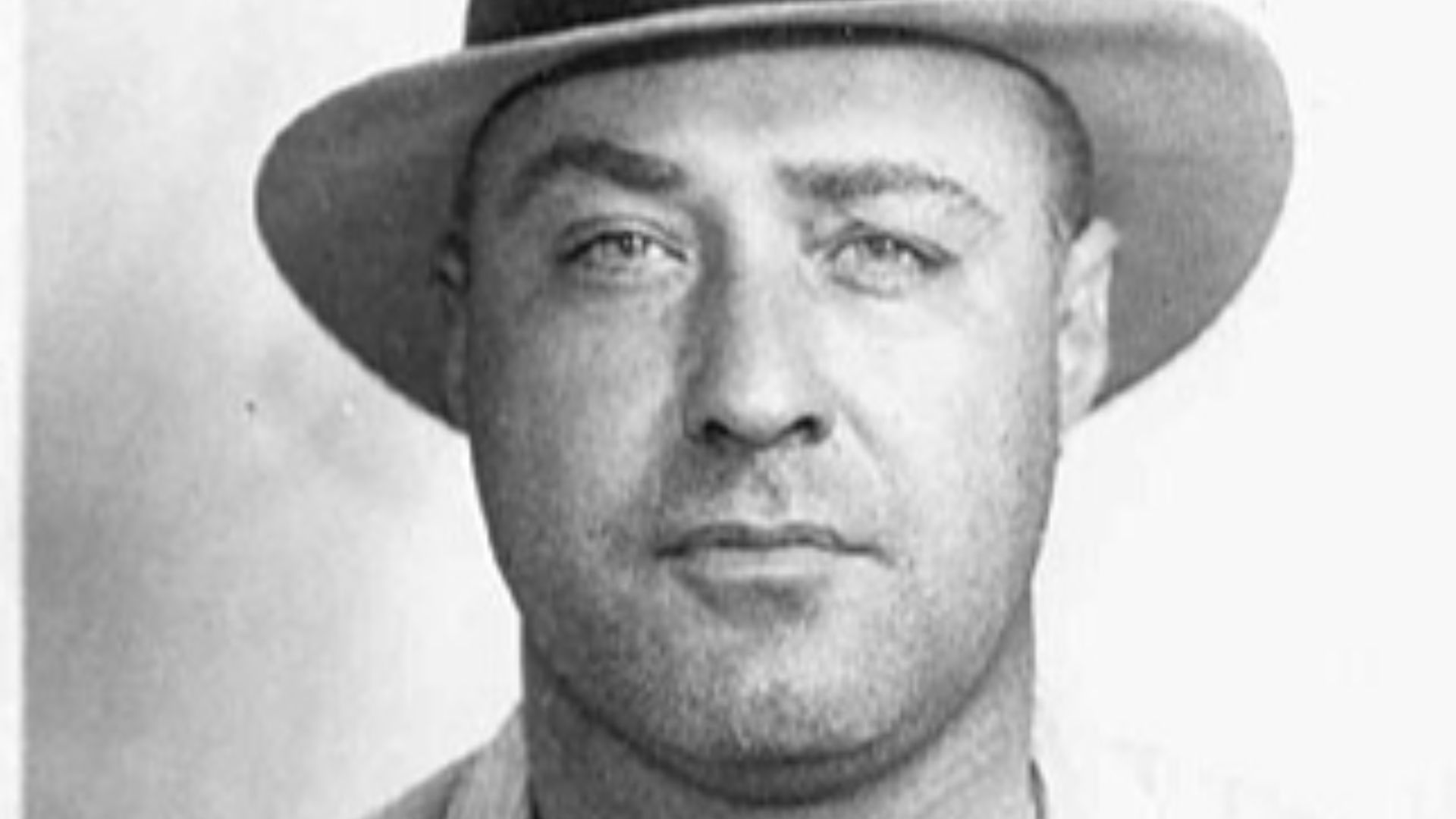 File:MachineGunKelly (crop).jpg