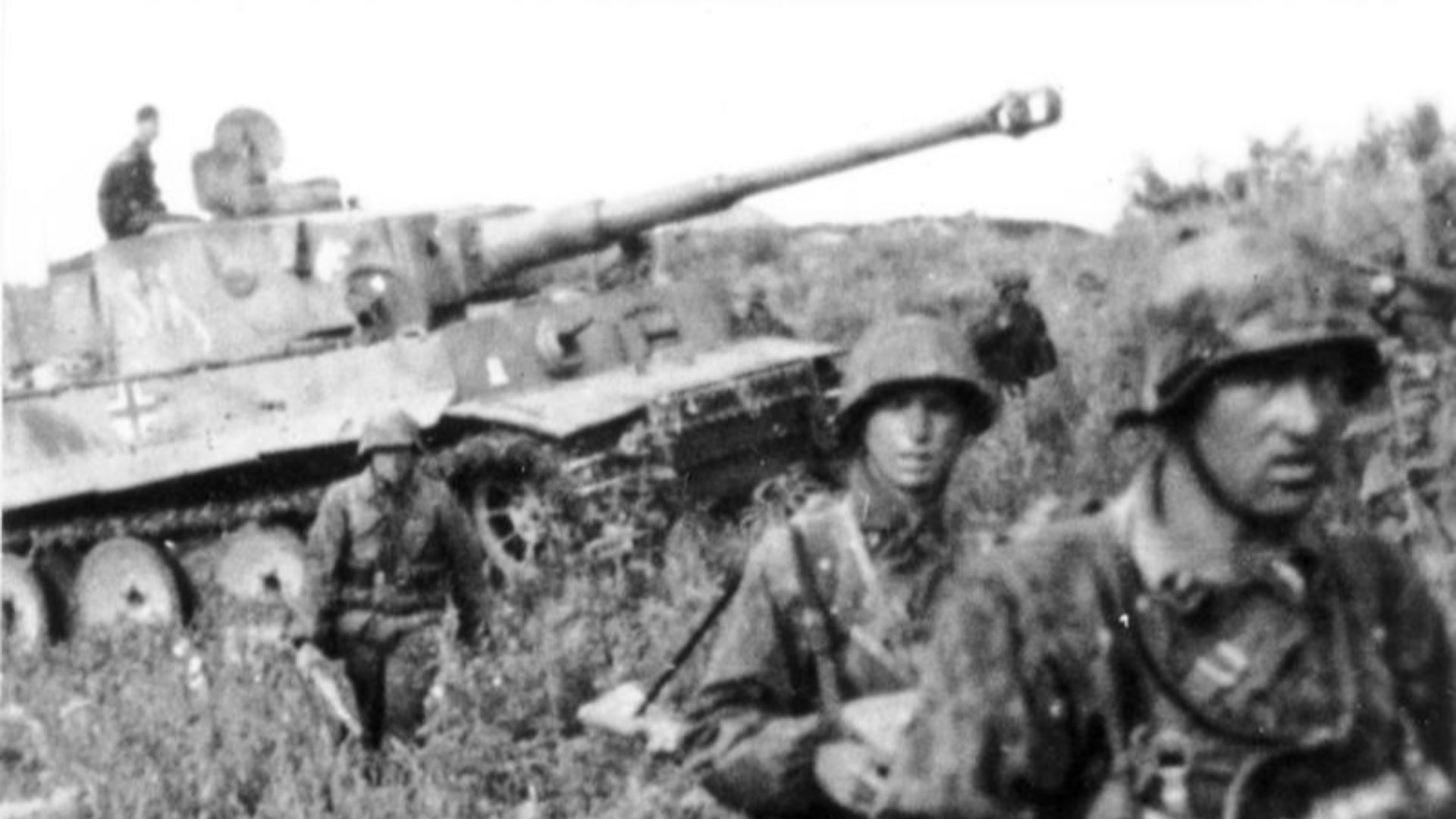 File:Bundesarchiv Bild 101III-Zschaeckel-206-35, Schlacht um Kursk, Panzer VI (Tiger I).jpg