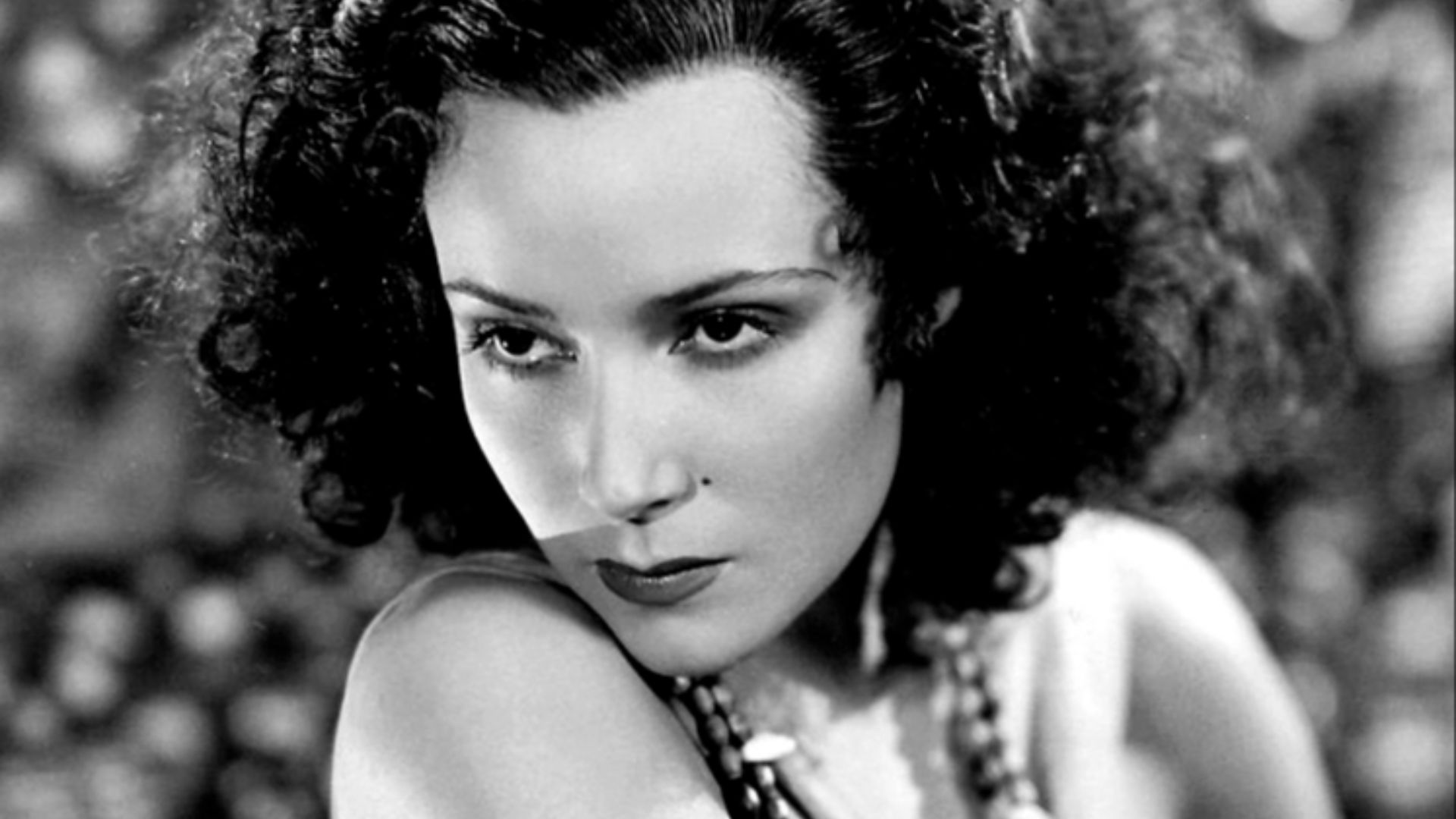 File:Dolores del Rio - Publicity - 1932.jpg