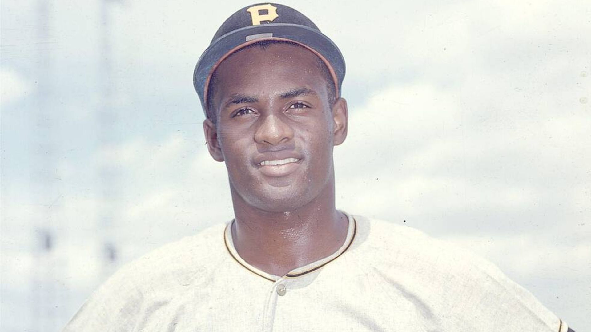 File:Roberto Clemente (cropped).jpg