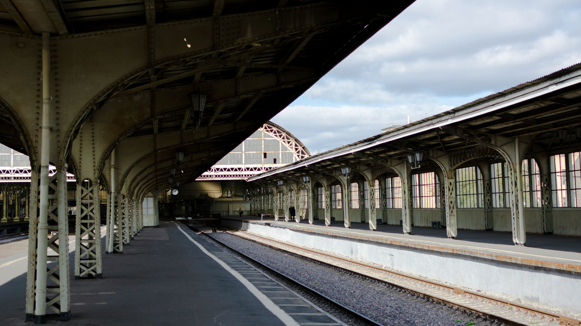 a train station with a train track