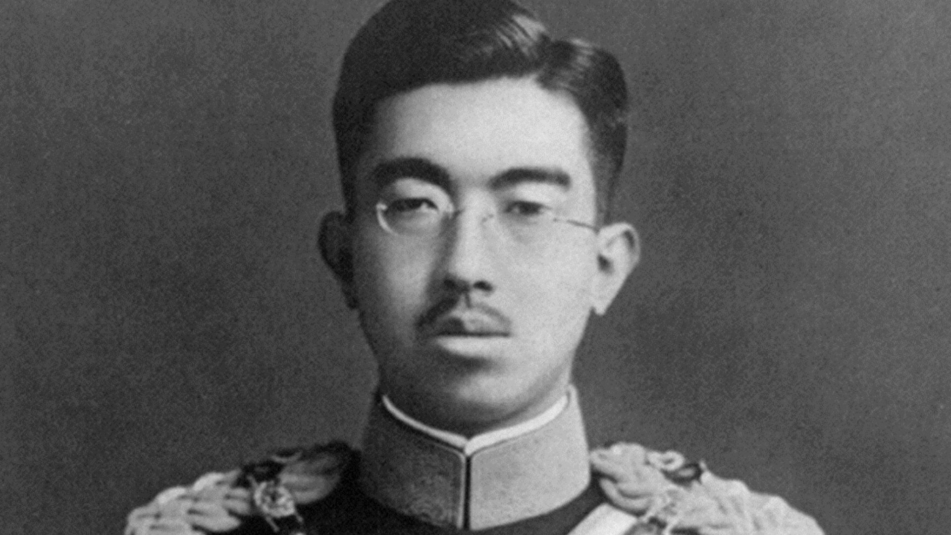 File:Hirohito in dress uniform (cropped 2).jpg
