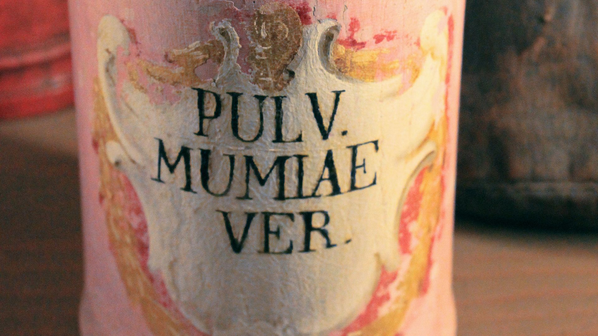 File:Deutsches Apothekenmuseum - Mumia.jpg