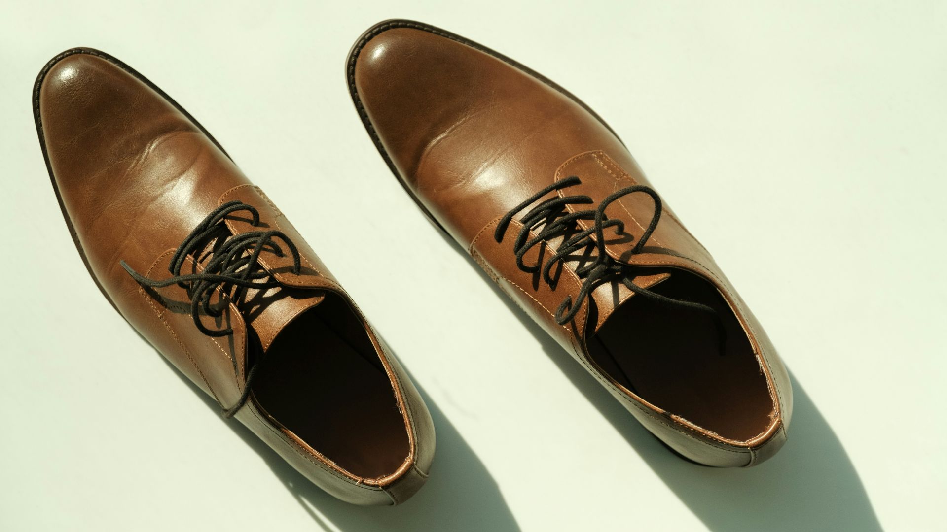 brown leather lace up shoes