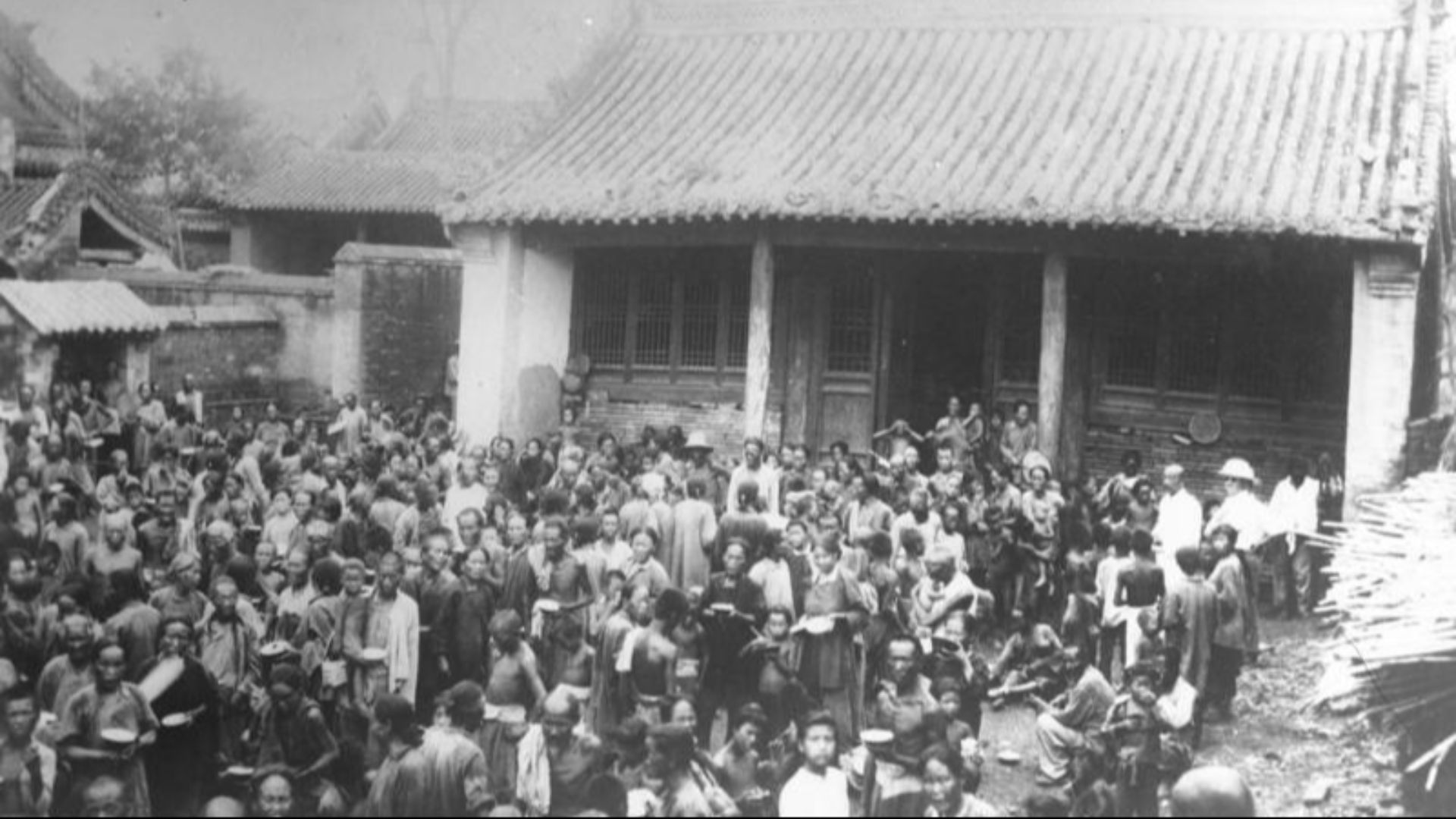 File:Bundesarchiv Bild 102-12231, China, Überschwemmungsopfer.jpg