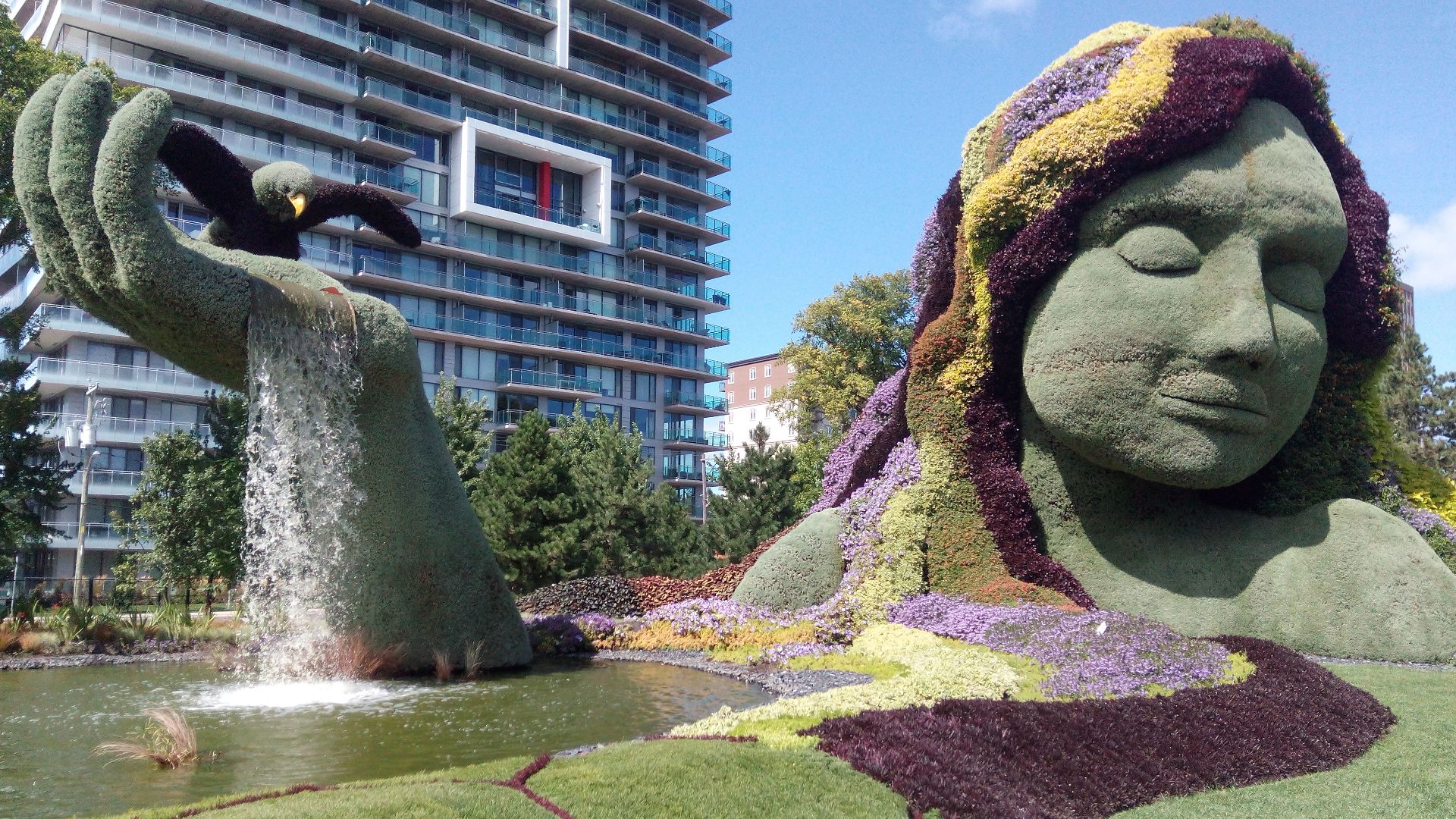 File:Mother earth 5, Mosaïcanada 2017.jpg