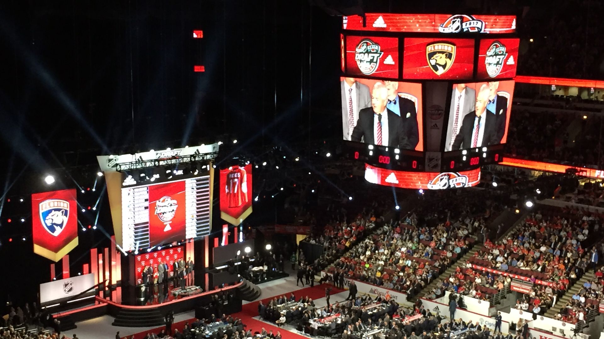 File:2017 NHL Entry Draft (35382331381).jpg