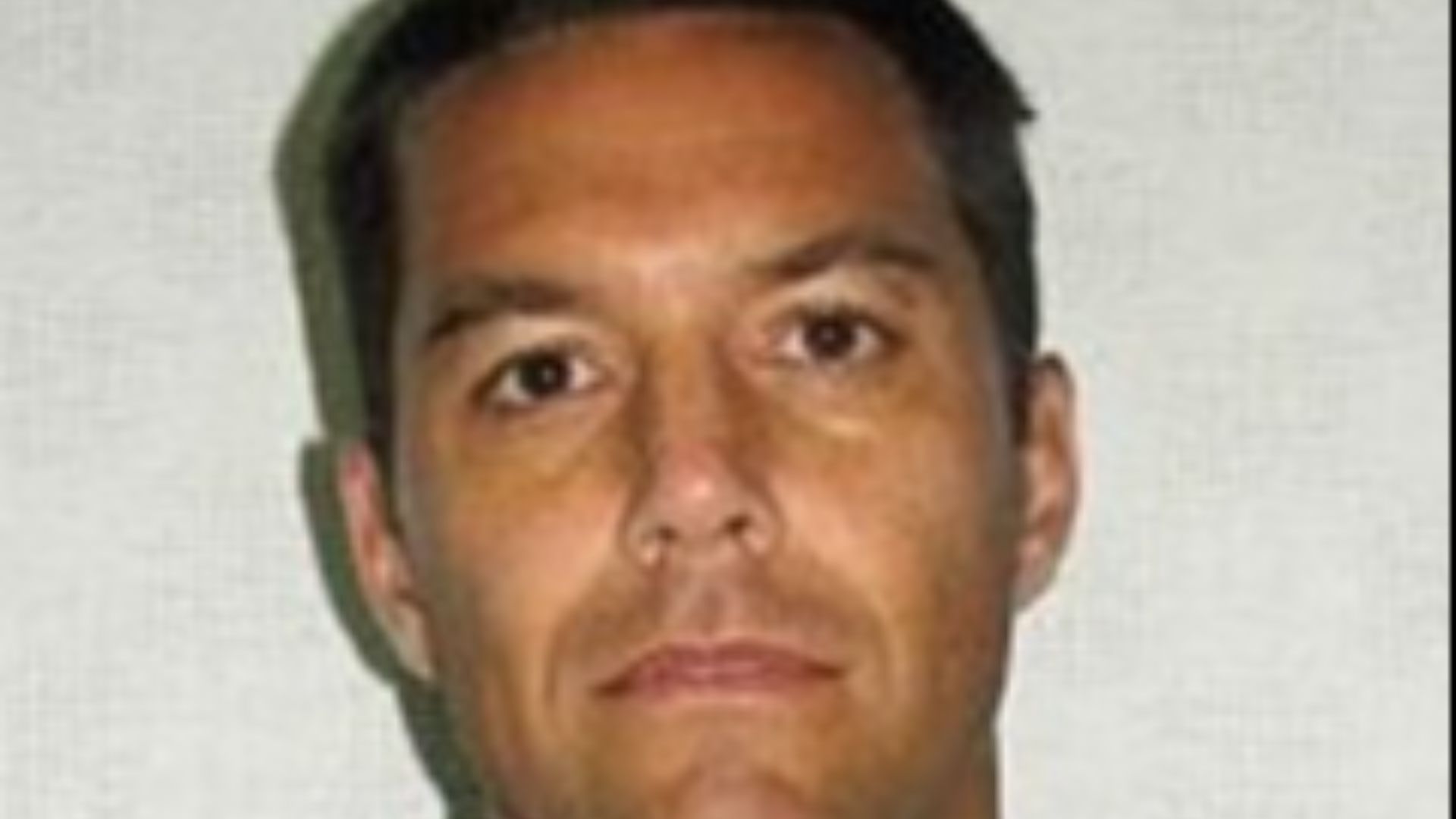 File:Scott Lee Peterson mugshot 2011.jpg