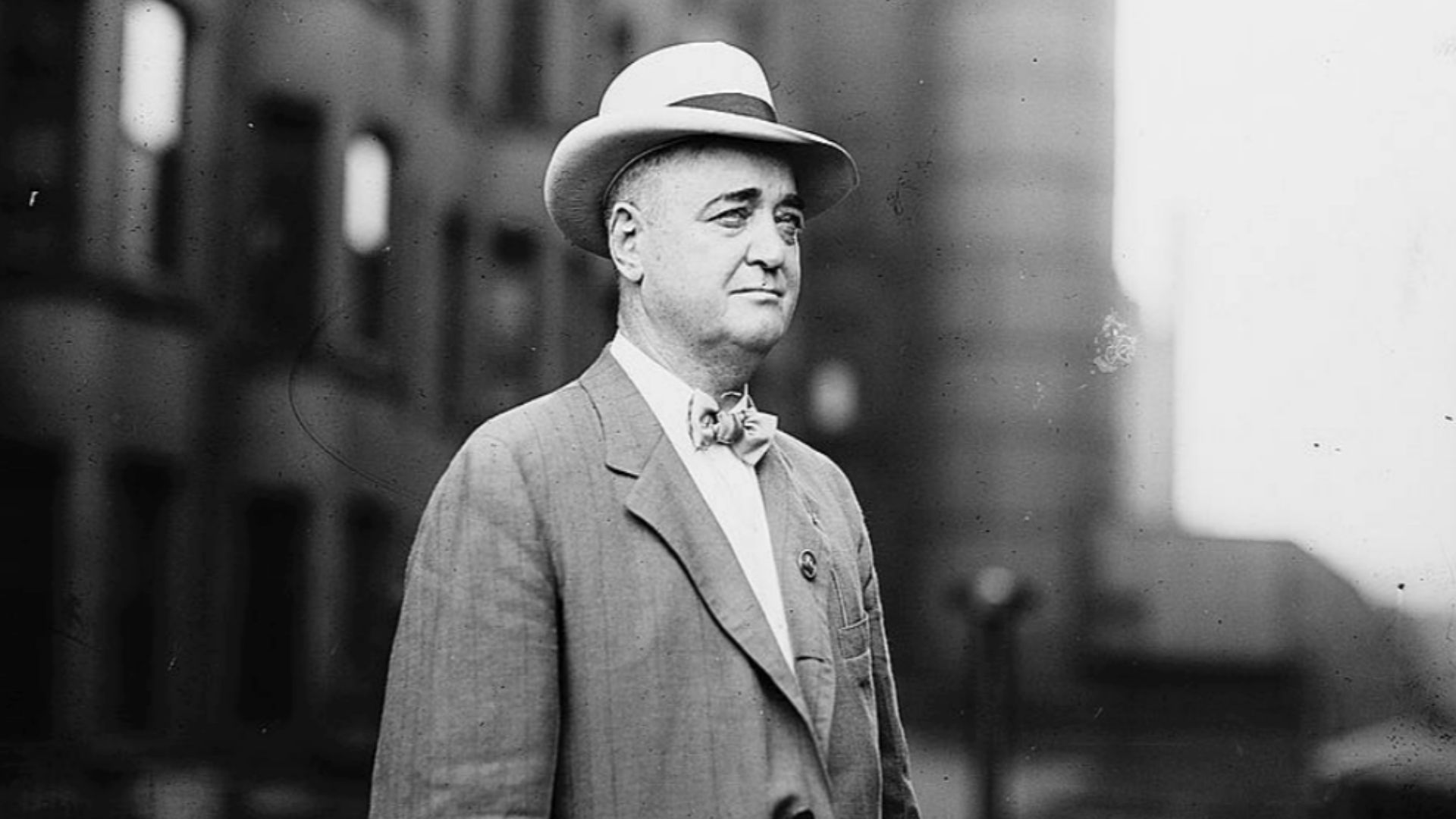File:Bat Masterson Bain News Service.jpg