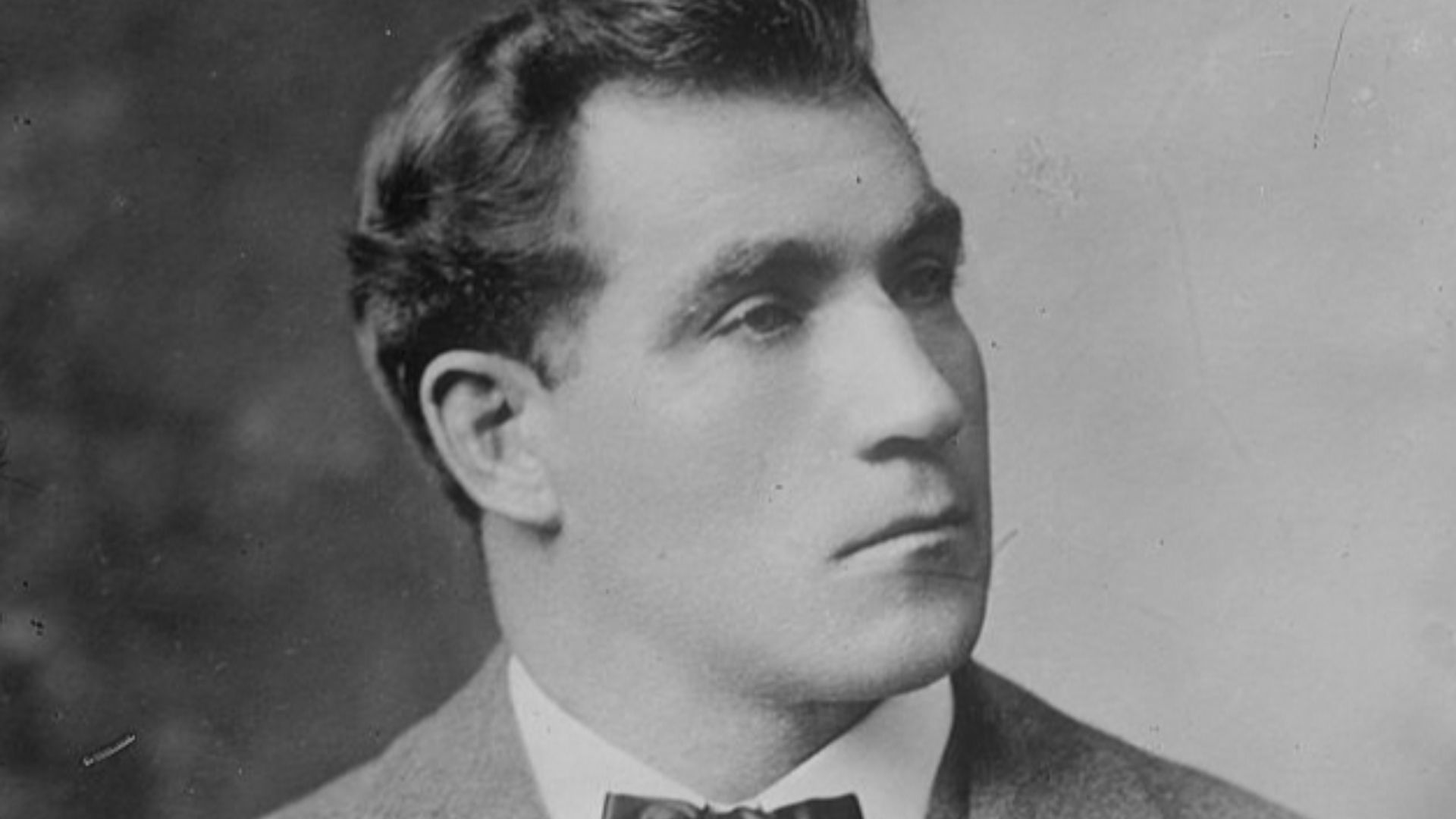 File:Tom Sharkey.jpg