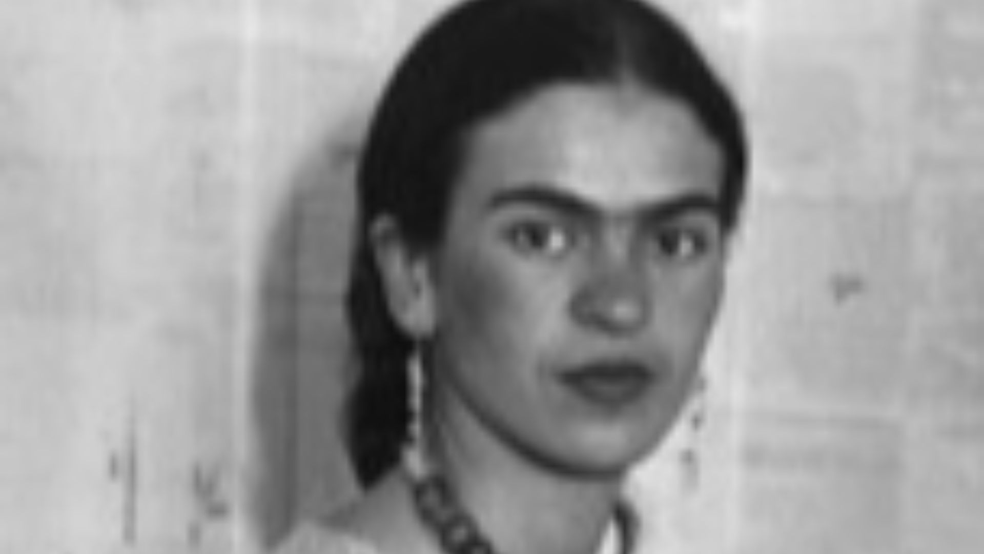 File:Frida Kahlo (1).jpg