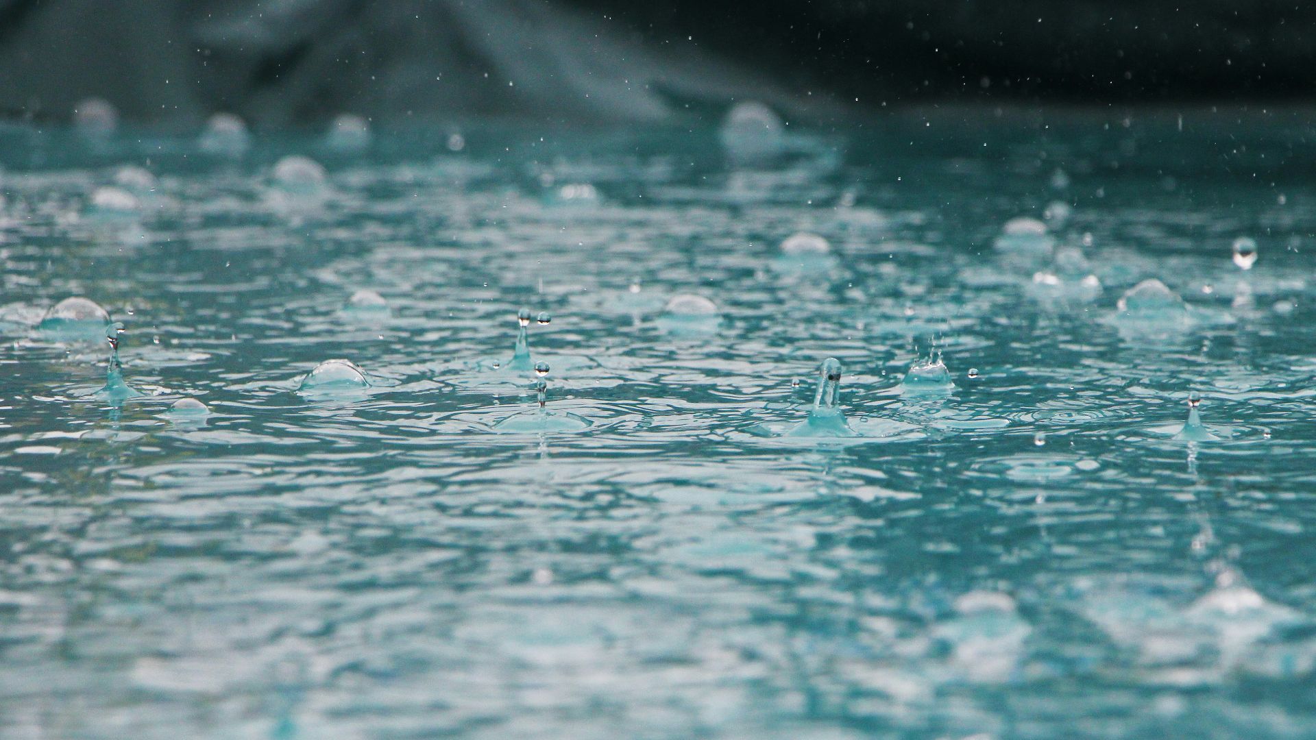 timelapse photography of water drops