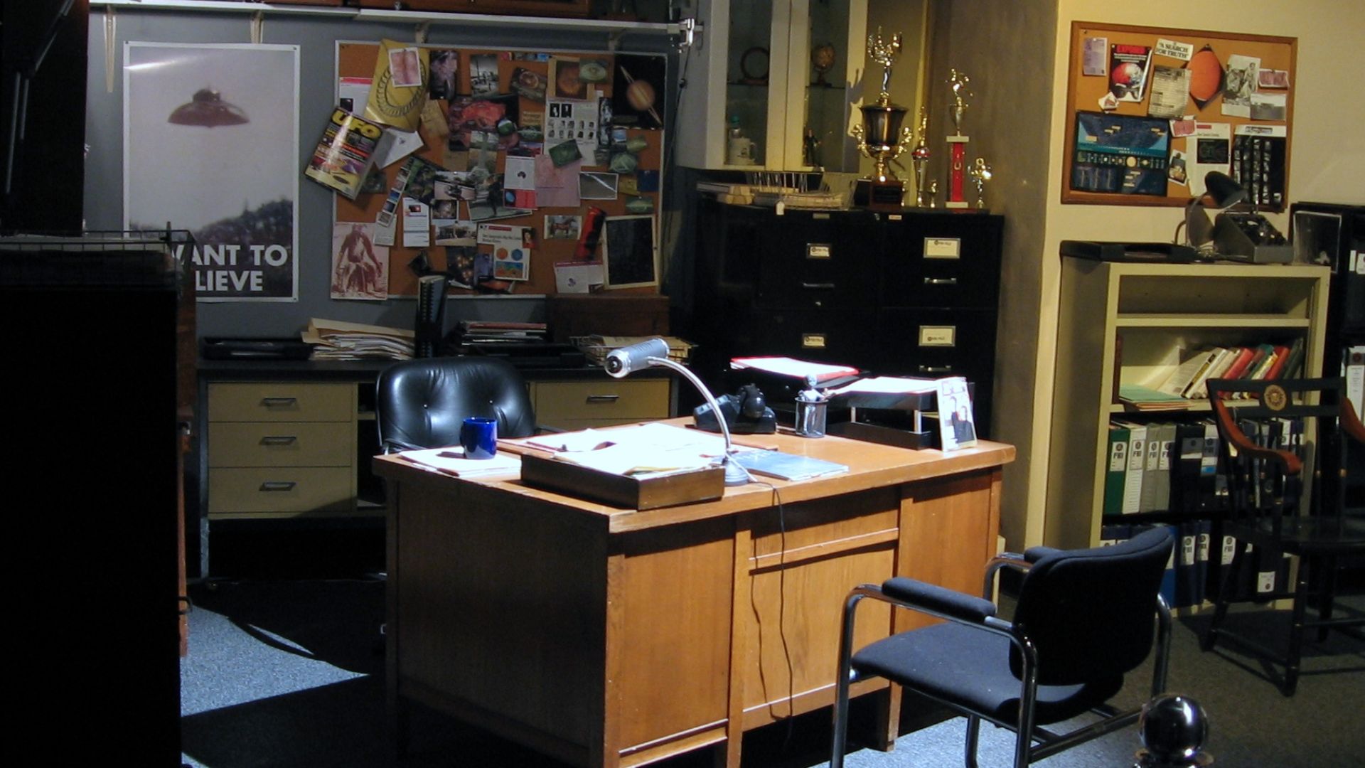 File:The X-Files Office.jpg