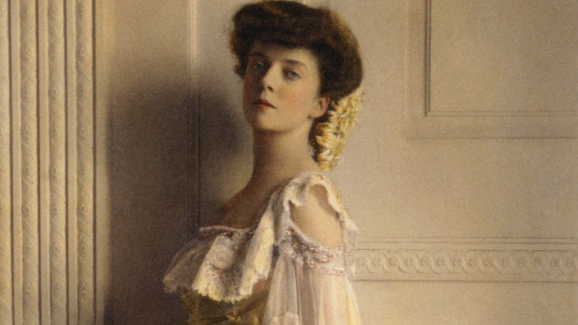 File:Alice Roosevelt by Frances Benjamin Johnston.jpg