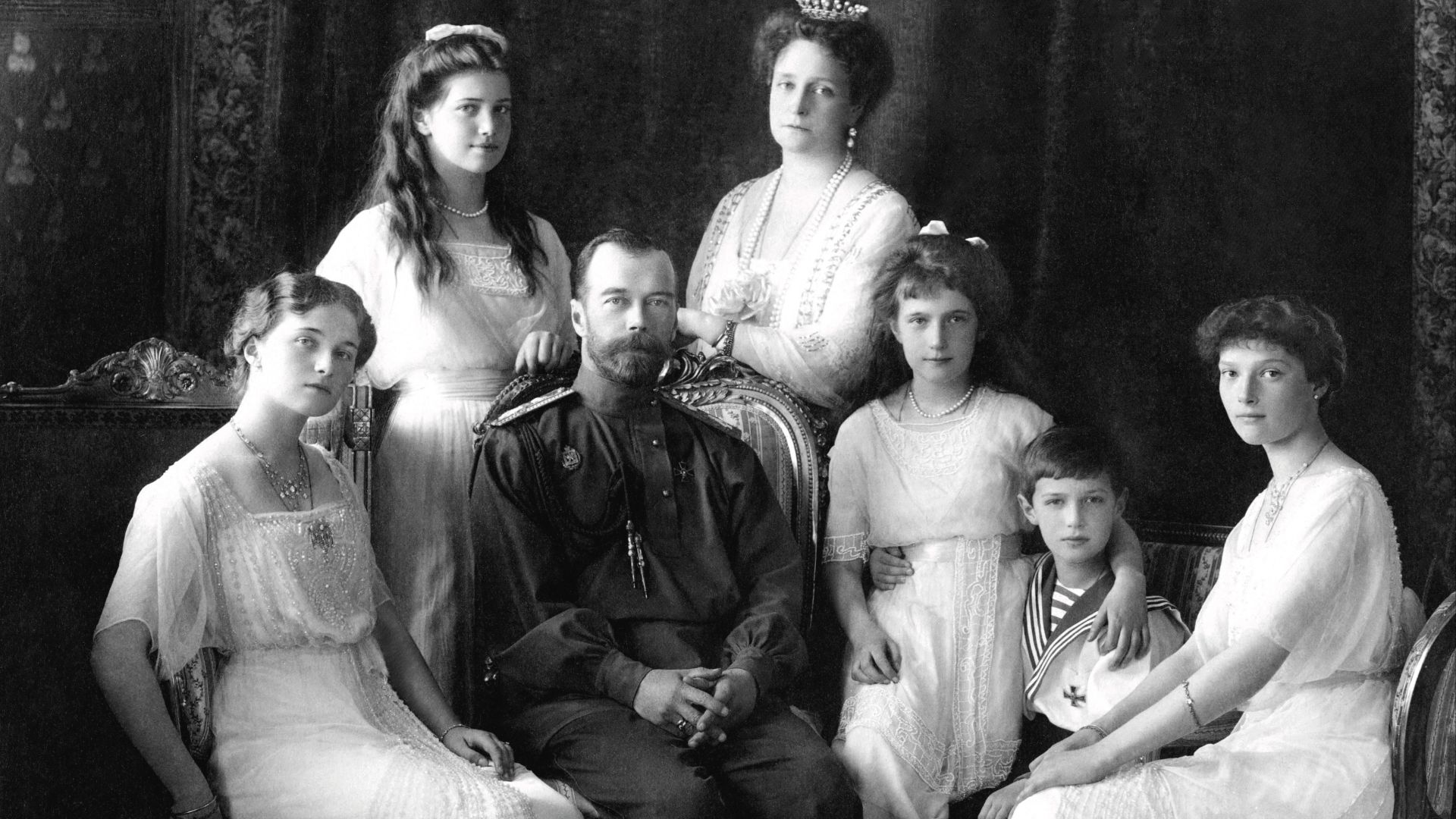 File:Russian Imperial Family 1913.jpg
