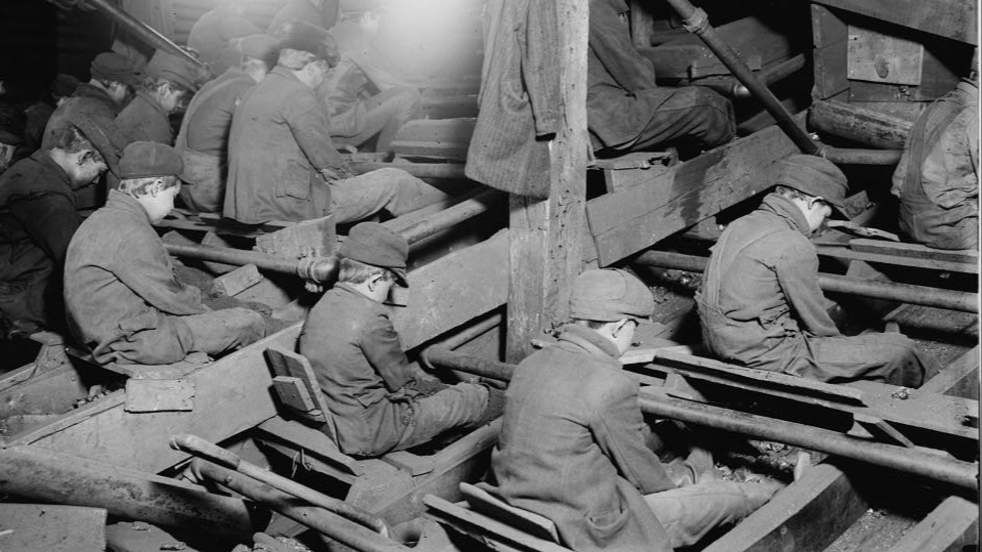 File:Pennsylvania breaker boys 1911.jpg