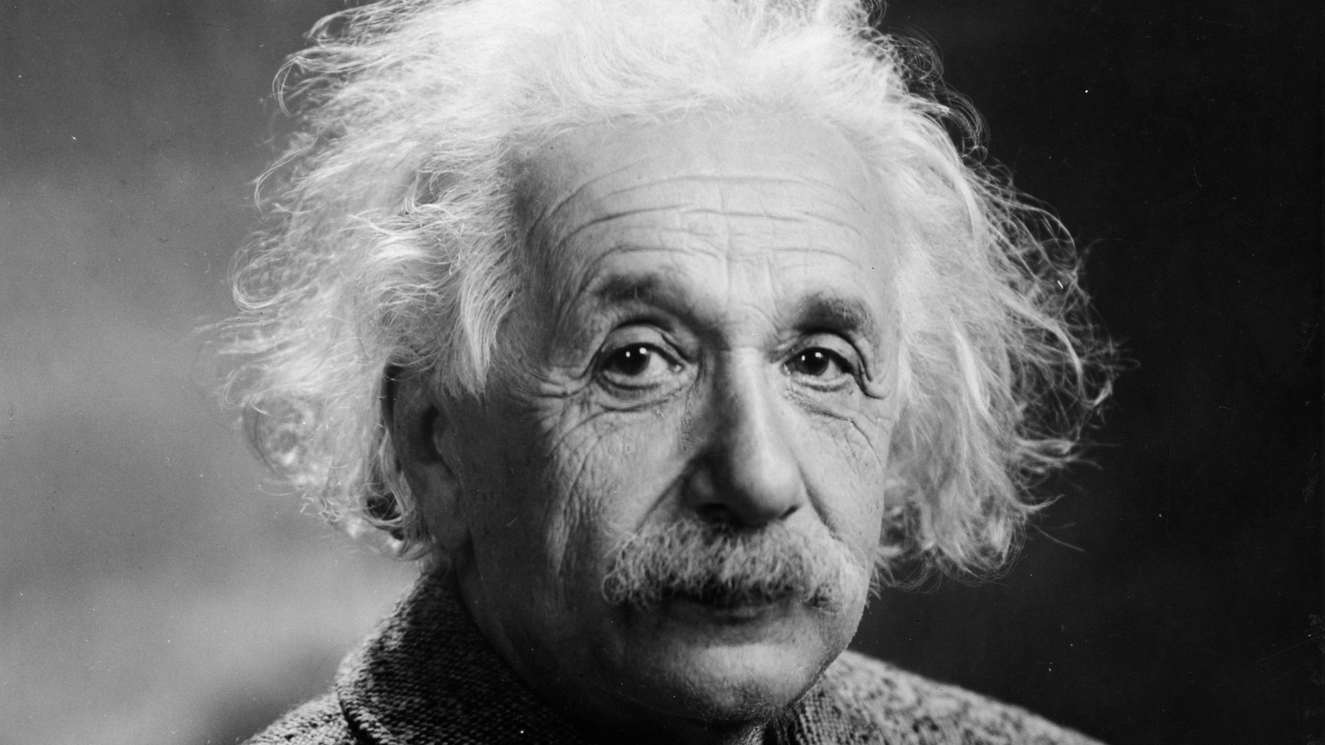 File:Albert Einstein 1947.jpg