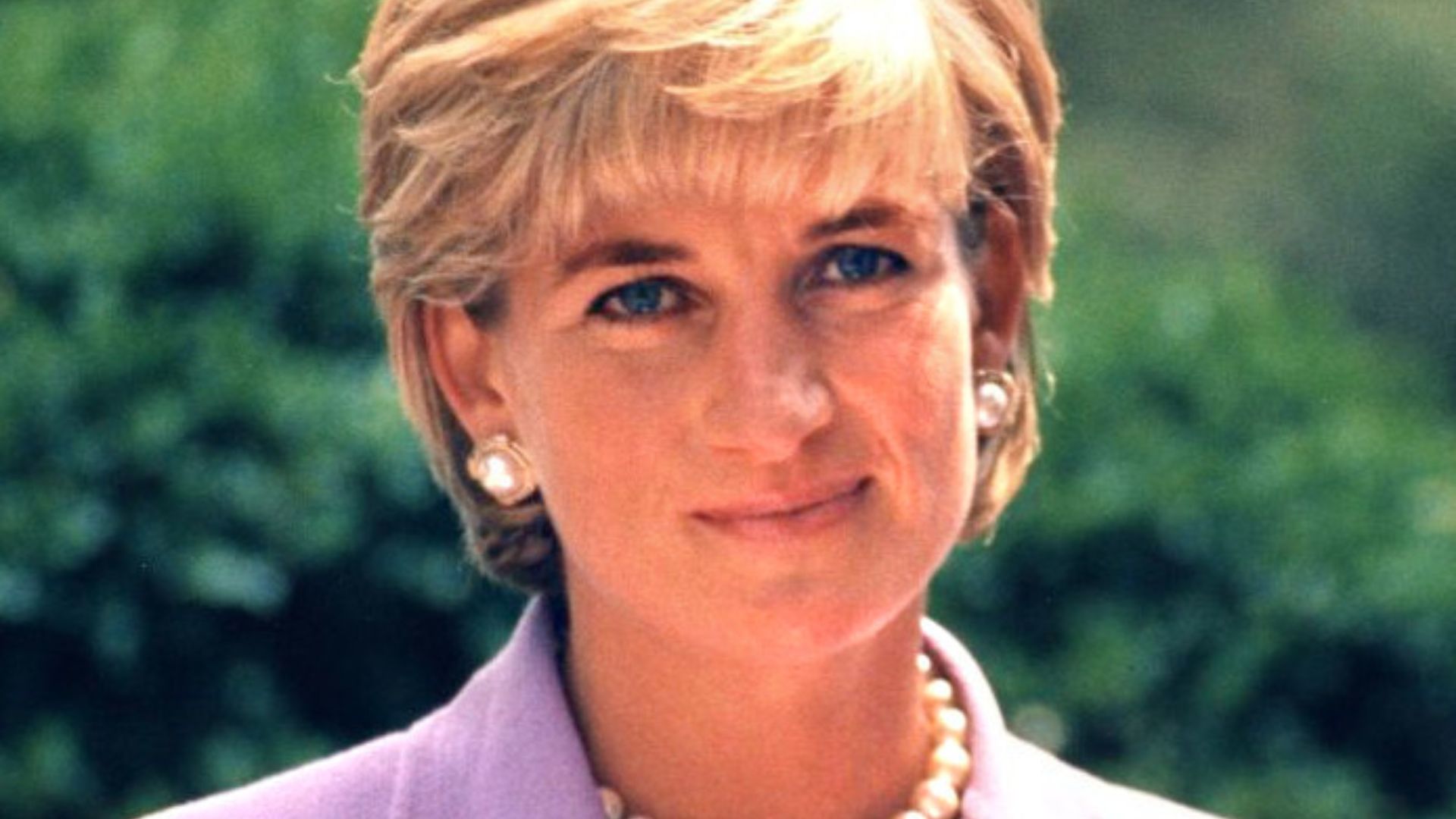 File:Diana, Princess of Wales 1997 (2).jpg