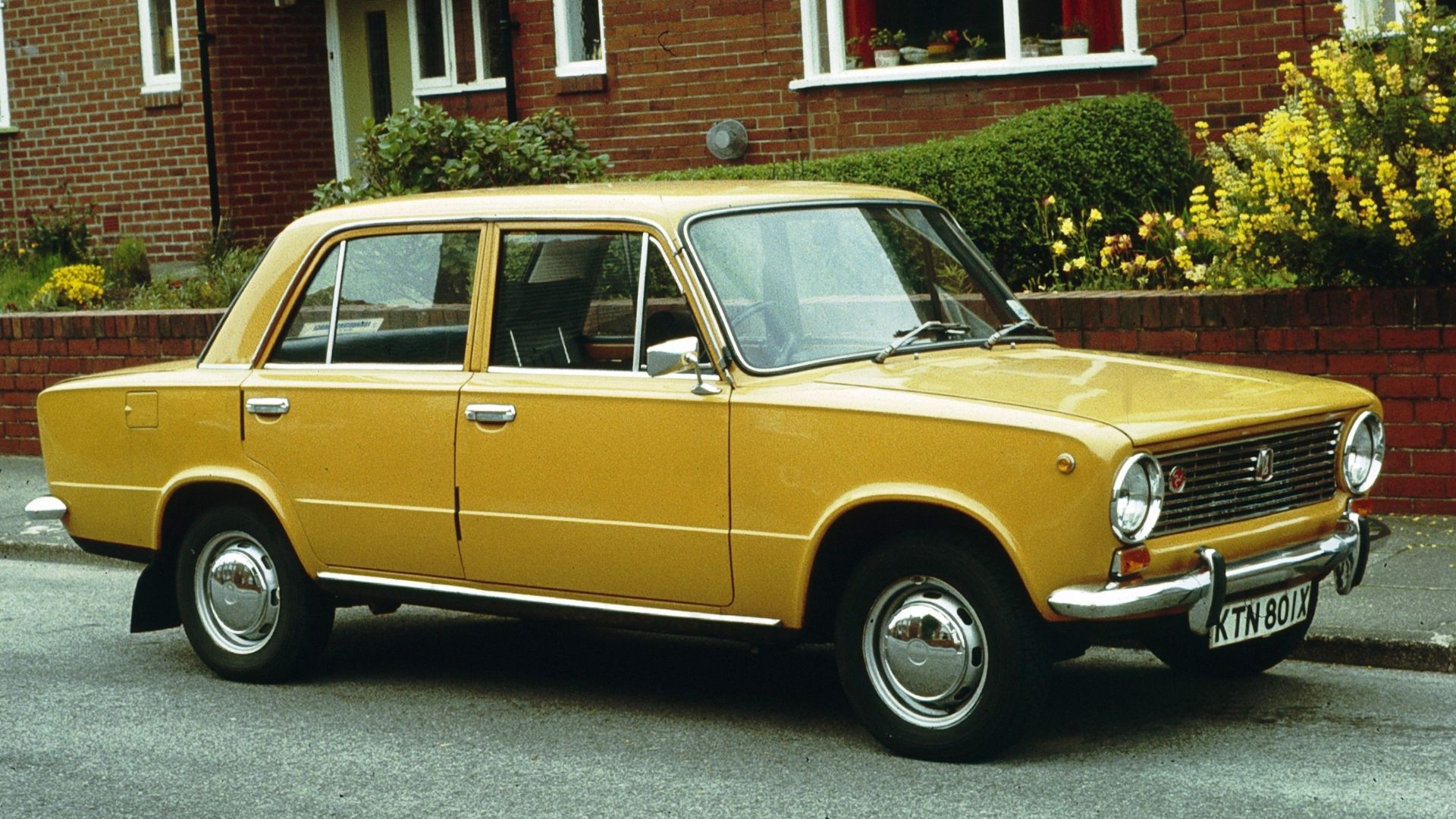 File:Lada 1300 (21012) in England 1981.jpg